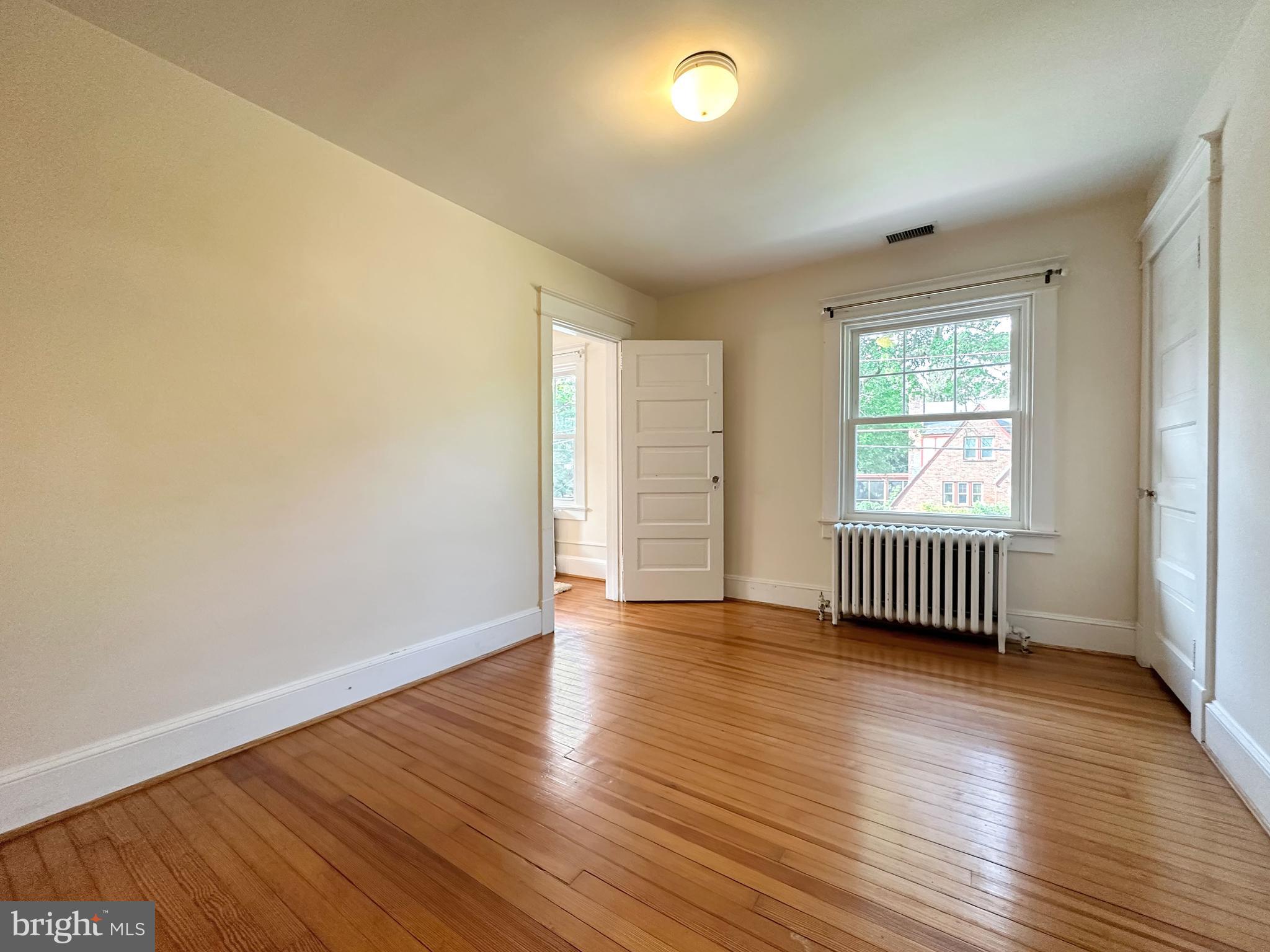 UNIVERSITY PARK - Residential