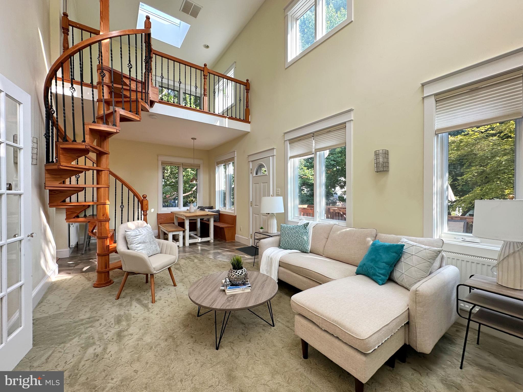 UNIVERSITY PARK - Residential