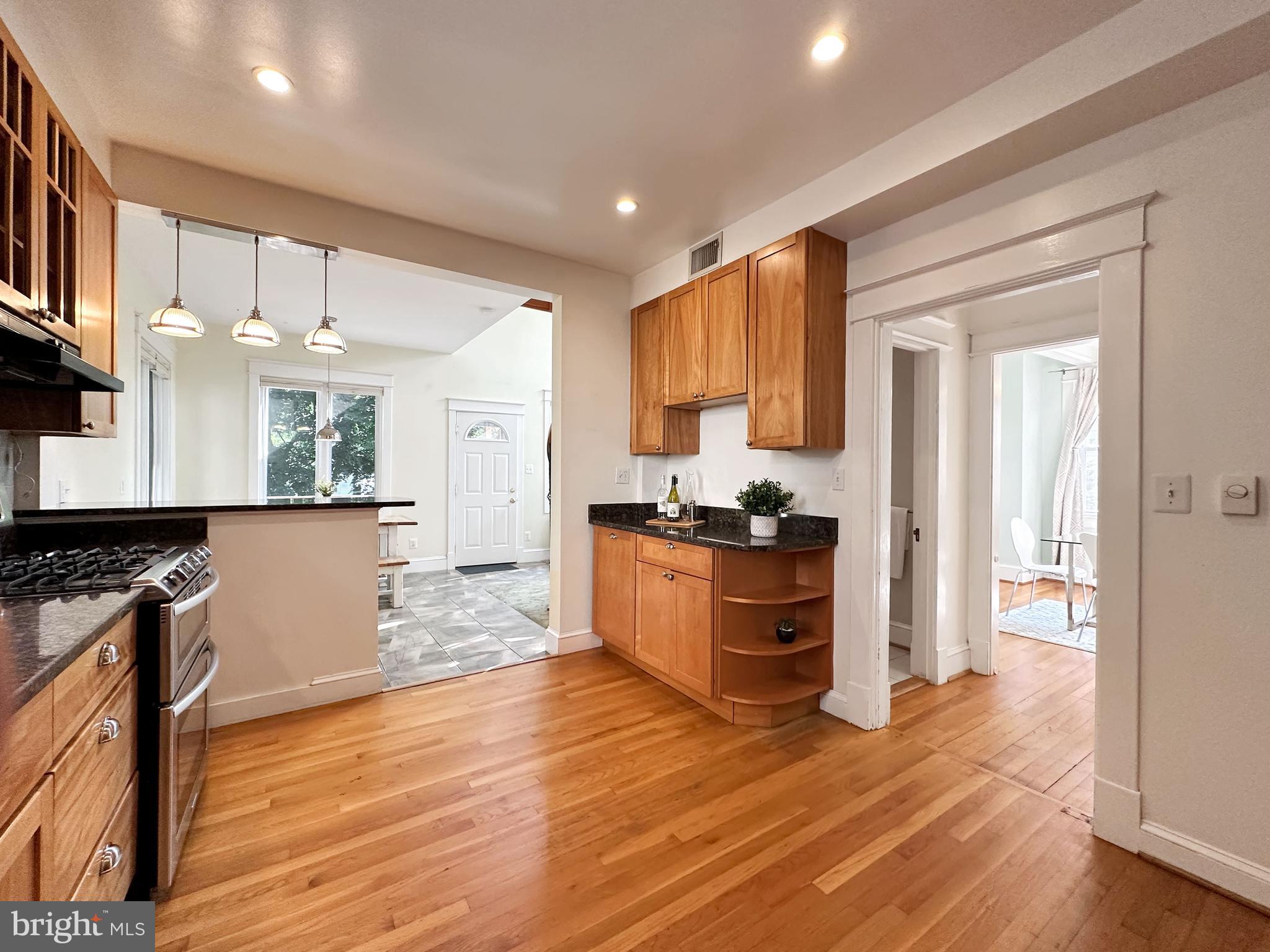 UNIVERSITY PARK - Residential