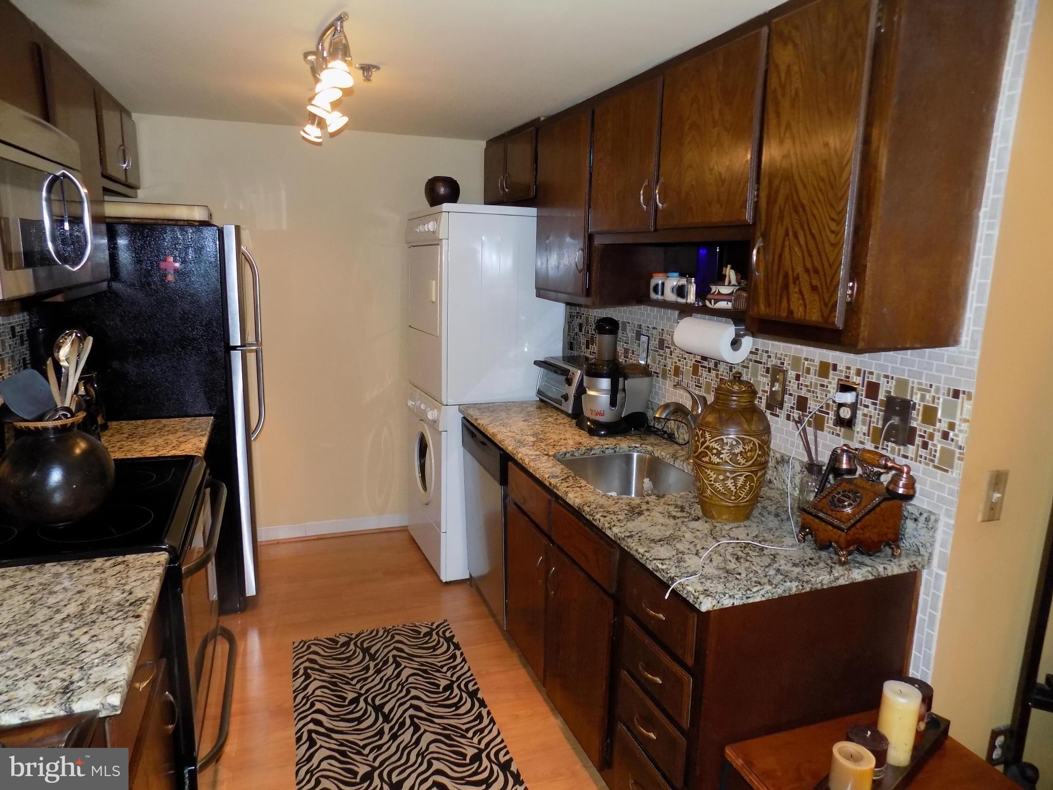 HIGHPOINTE - Residential