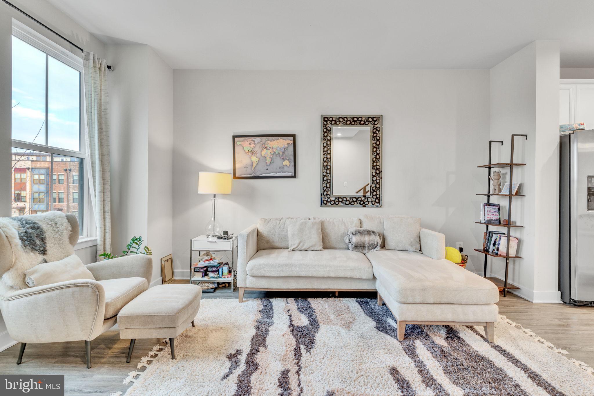 VILLAGE OF TOWNE SQUARE - Residential Lease