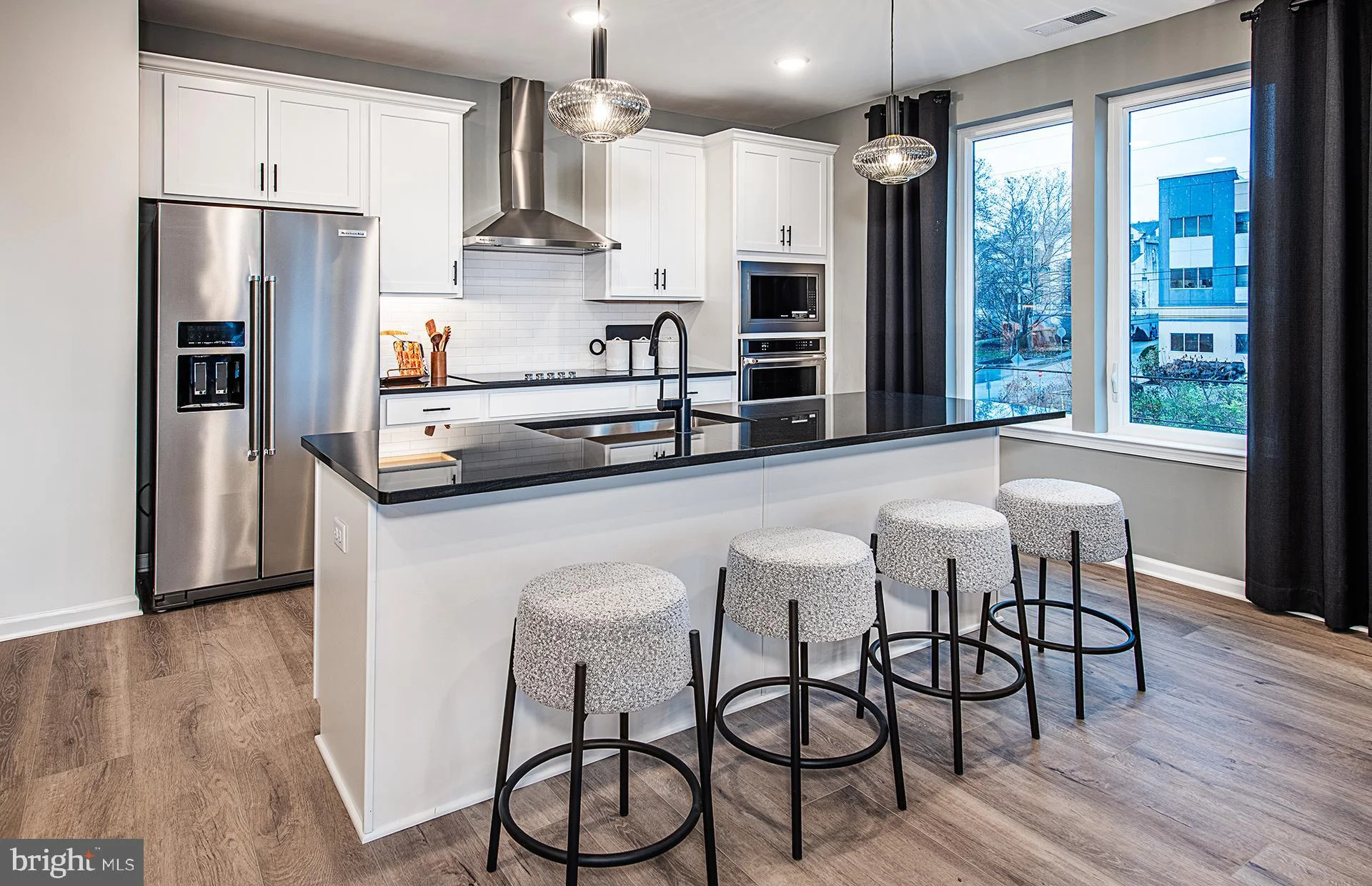 431 Washington Street Unit 2101 IVY