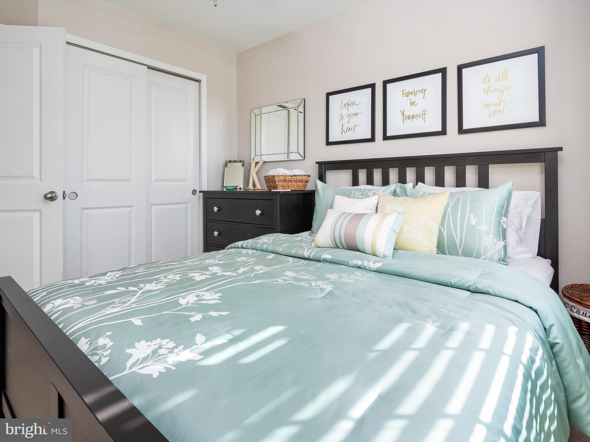 BUCKINGHAM - Residential Lease