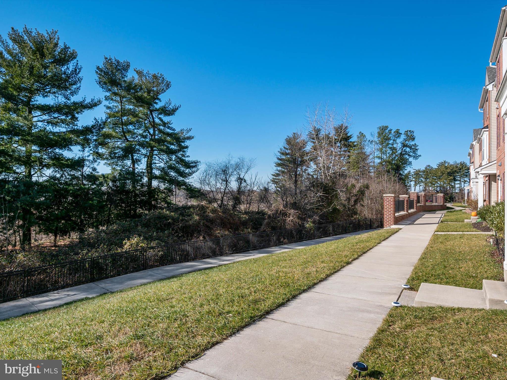 BUCKINGHAM - Residential Lease