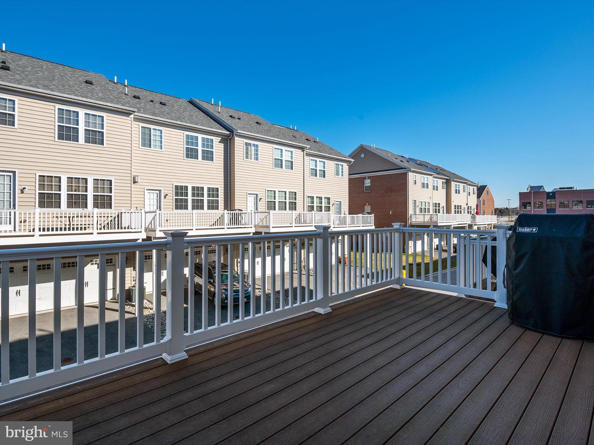 BUCKINGHAM - Residential Lease