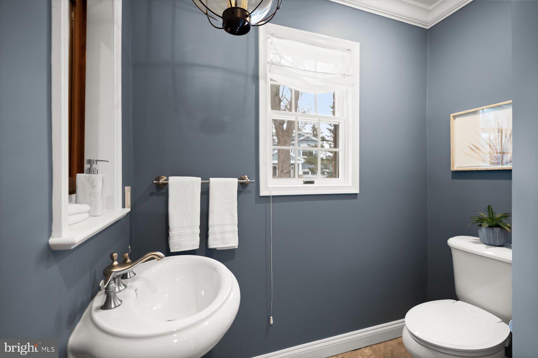 COUNTRY CLUB - Residential