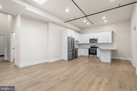 Tiny photo for 30 W Broad Street #SUITE 4, SOUDERTON, PA 18964 (MLS # PAMC2147416)