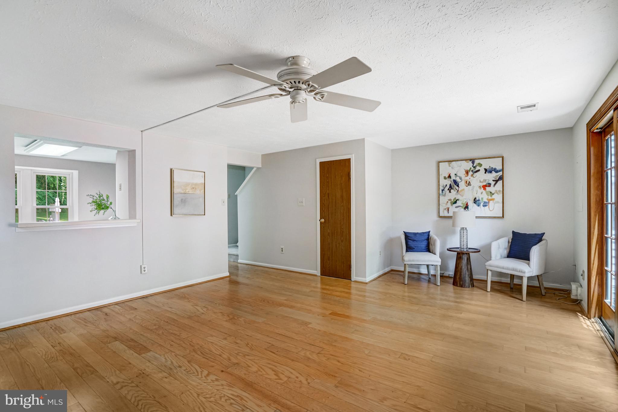 9147 EVERETT COURT