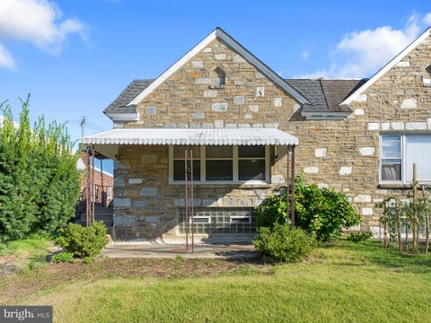 Townhouse For Sale - 7747 Richard Street<br/> Philadelphia County, PHILADELPHIA, PA 19152