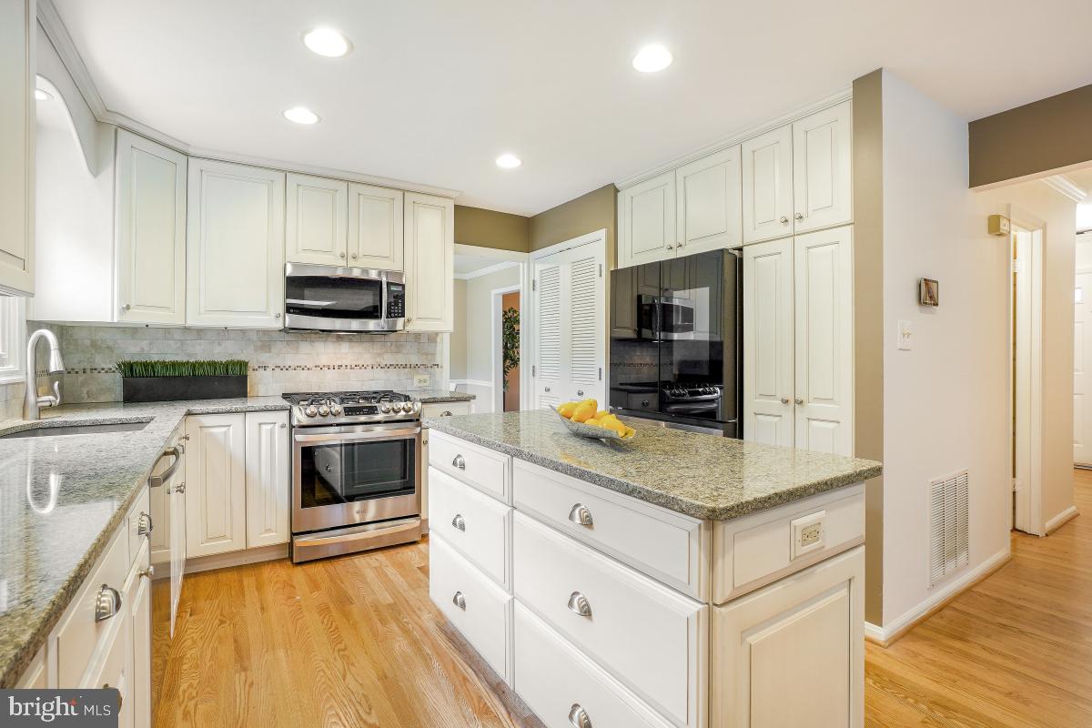 DUNLEIGH - Residential