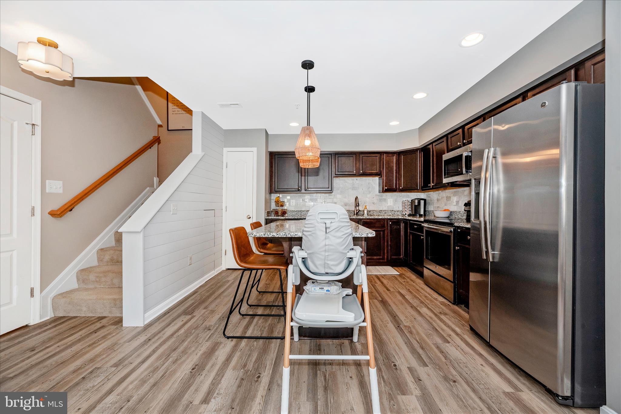 RESERVOIR RIDGE - Residential