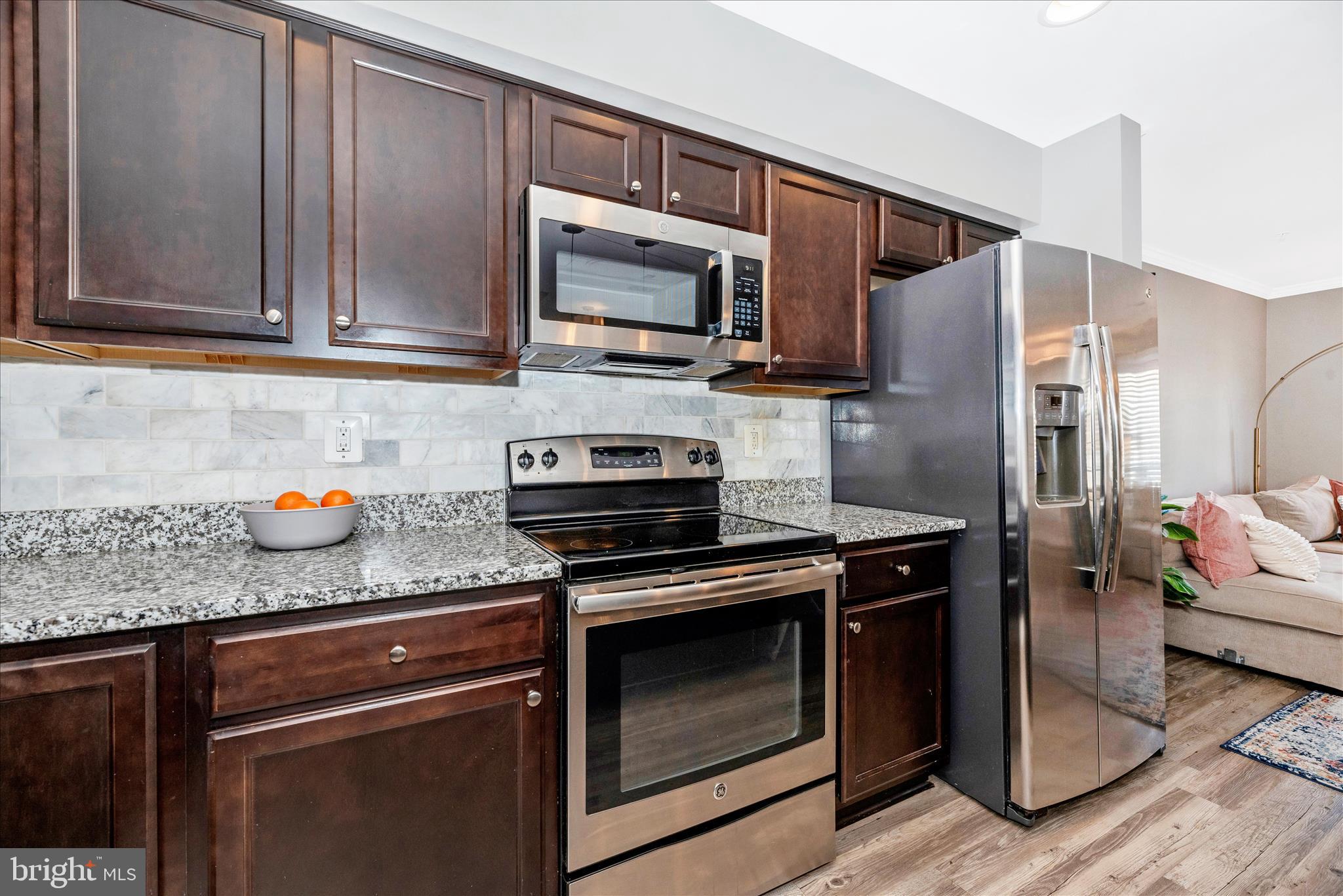 RESERVOIR RIDGE - Residential