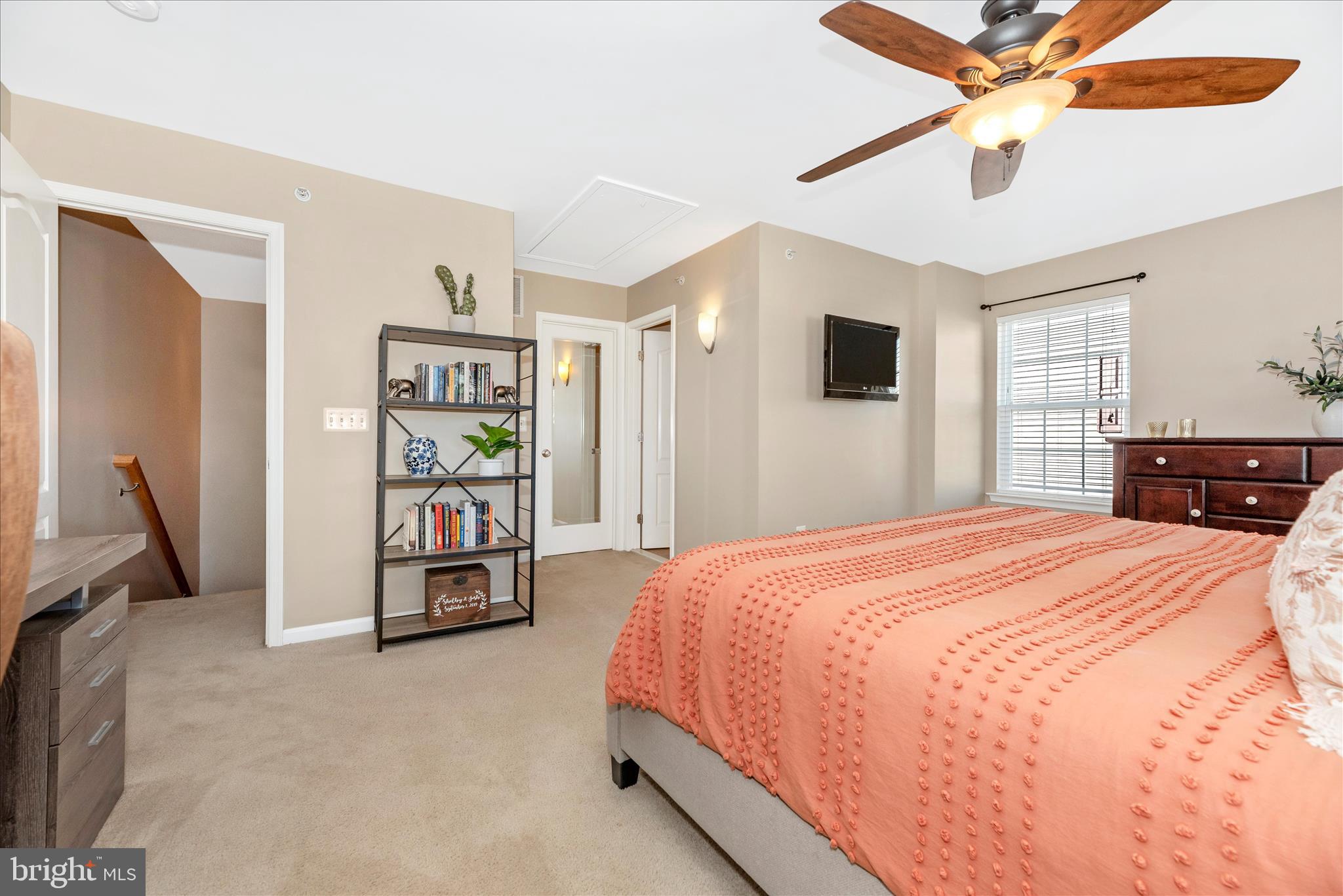 RESERVOIR RIDGE - Residential