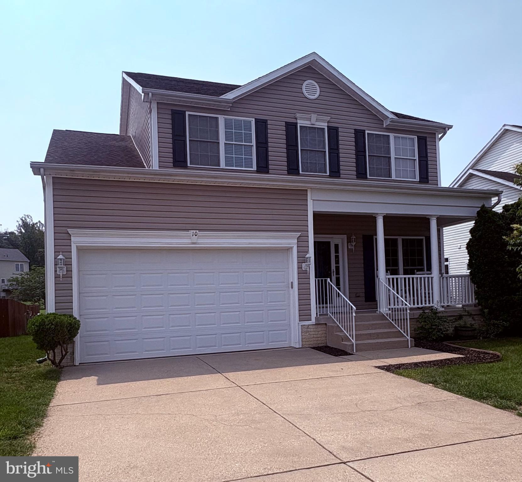 10 EVERGLADES LANE