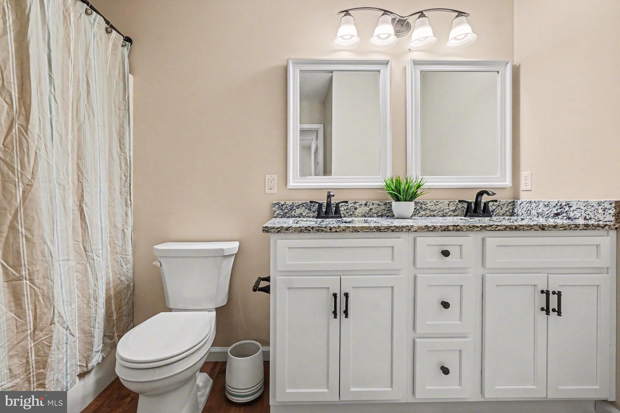 CHESAPEAKE LANDING - Residential