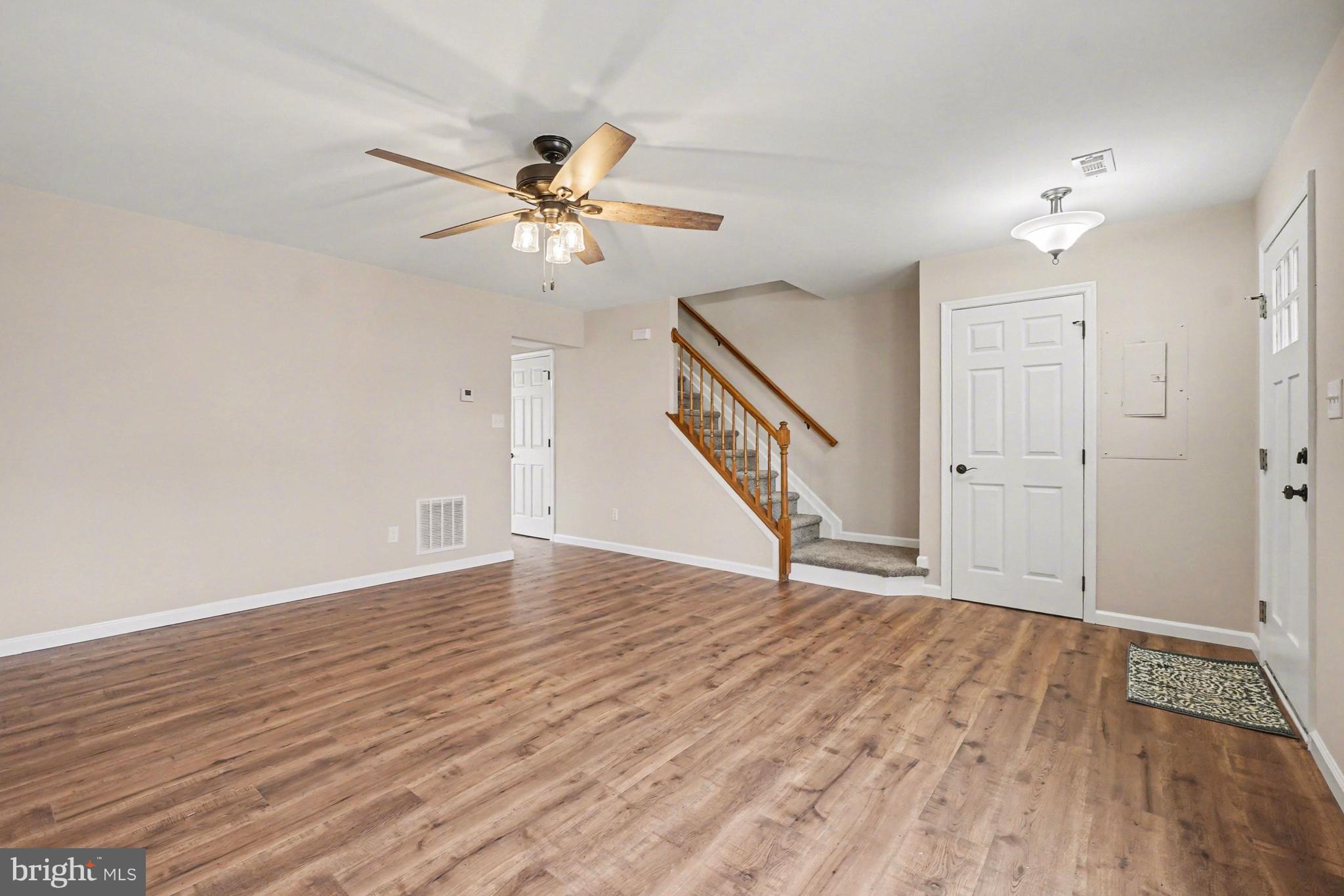 CHESAPEAKE LANDING - Residential