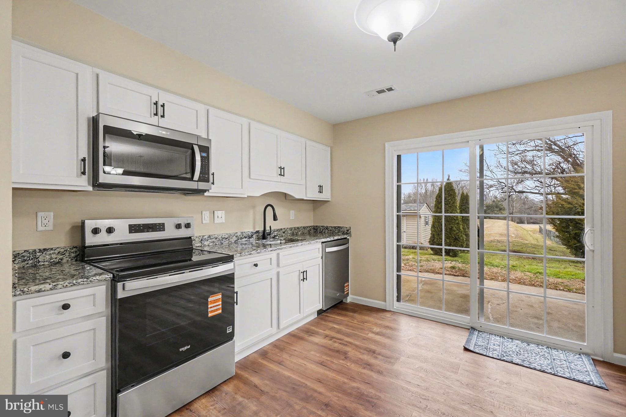 CHESAPEAKE LANDING - Residential