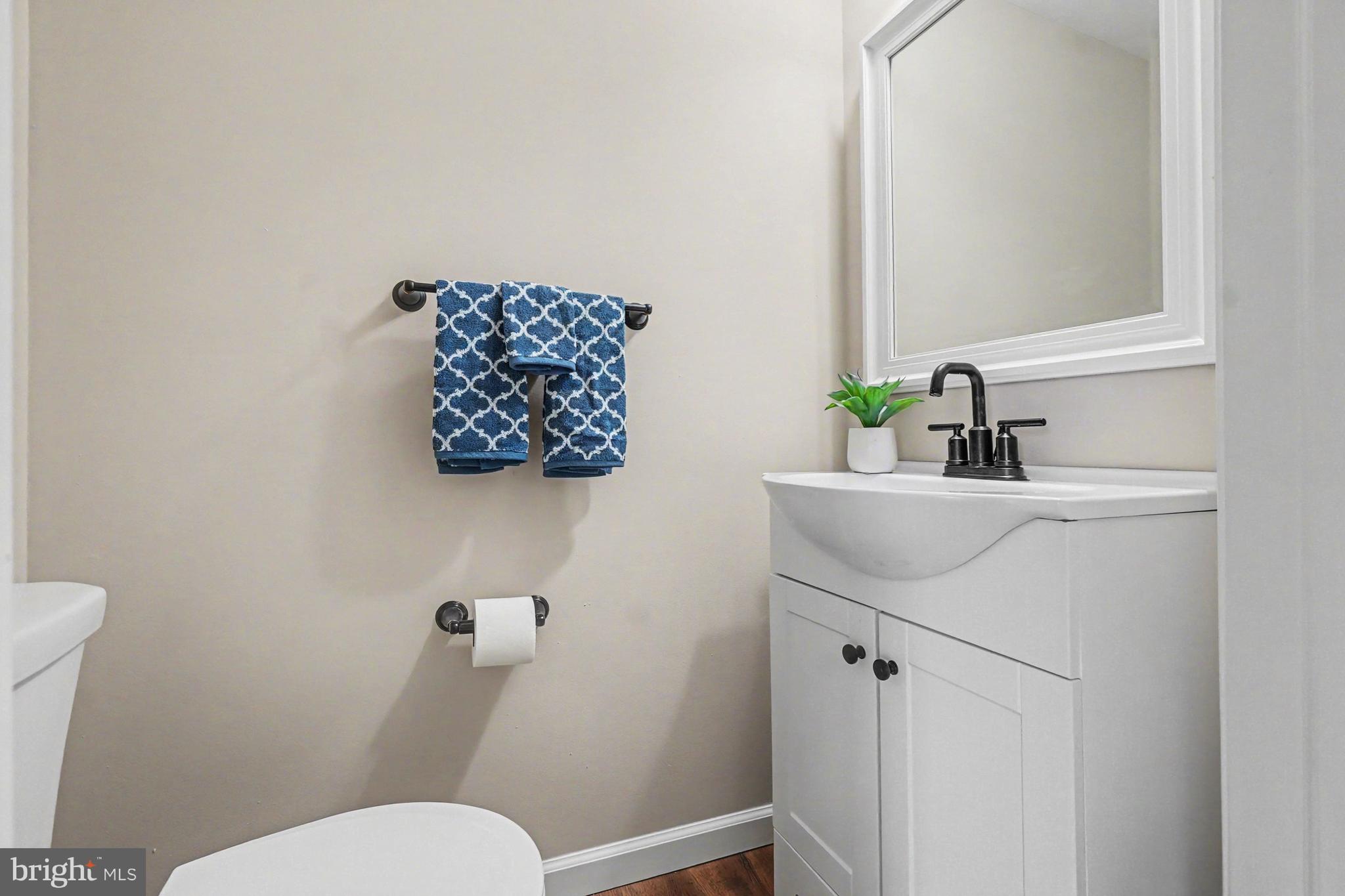 CHESAPEAKE LANDING - Residential