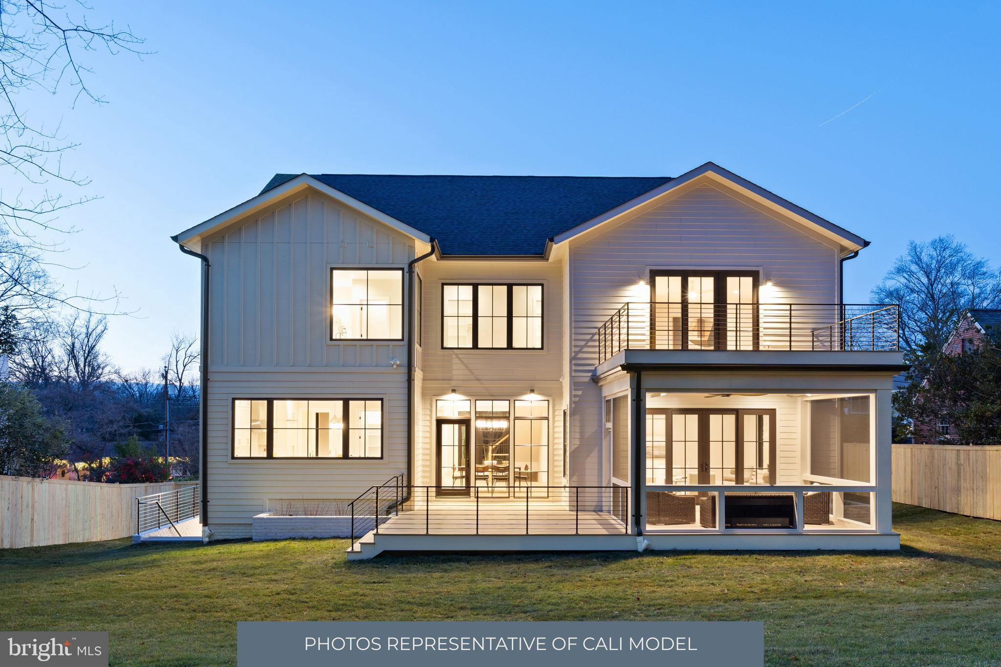 COUNTRY CLUB HILLS - Residential