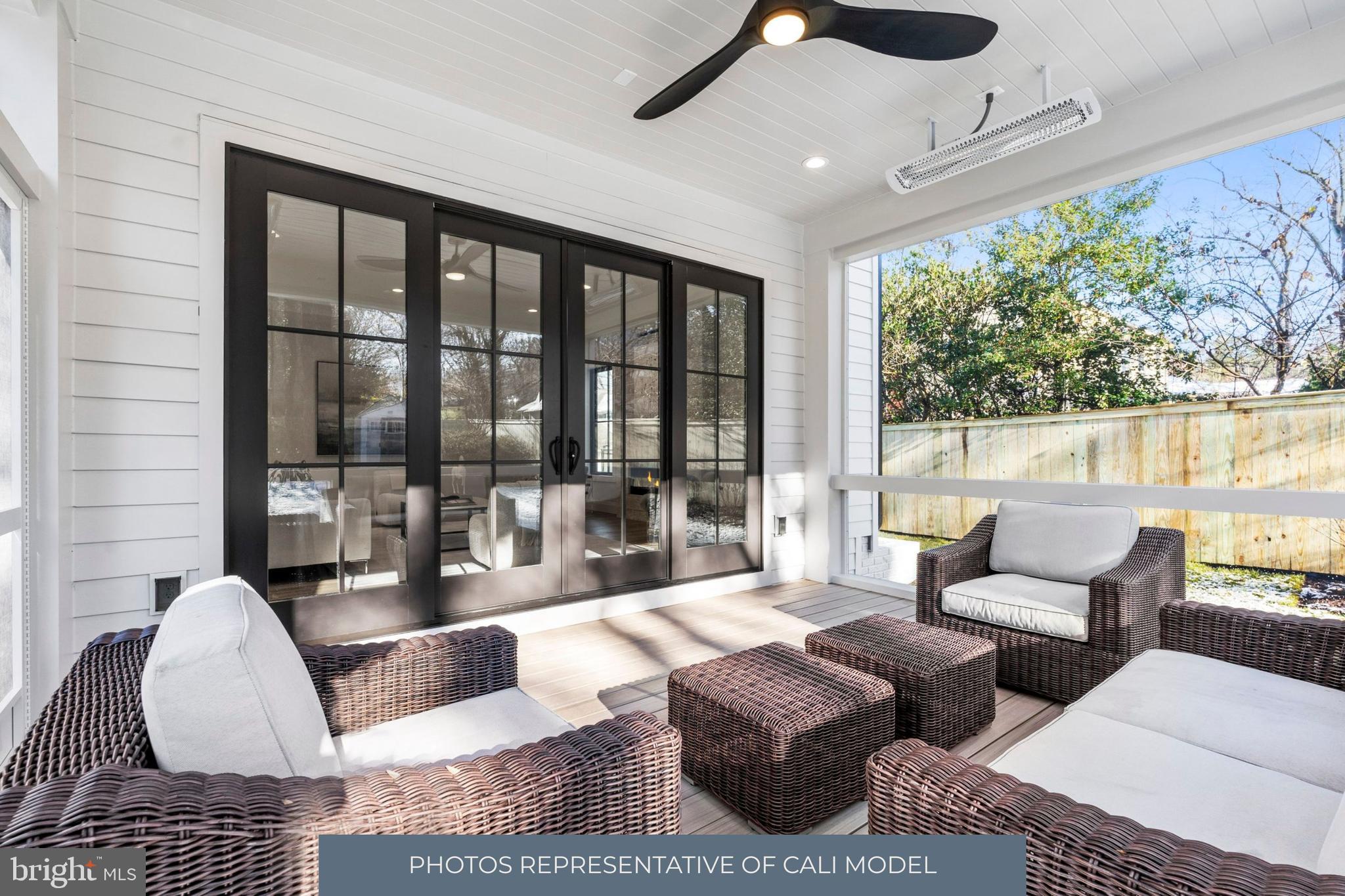 COUNTRY CLUB HILLS - Residential