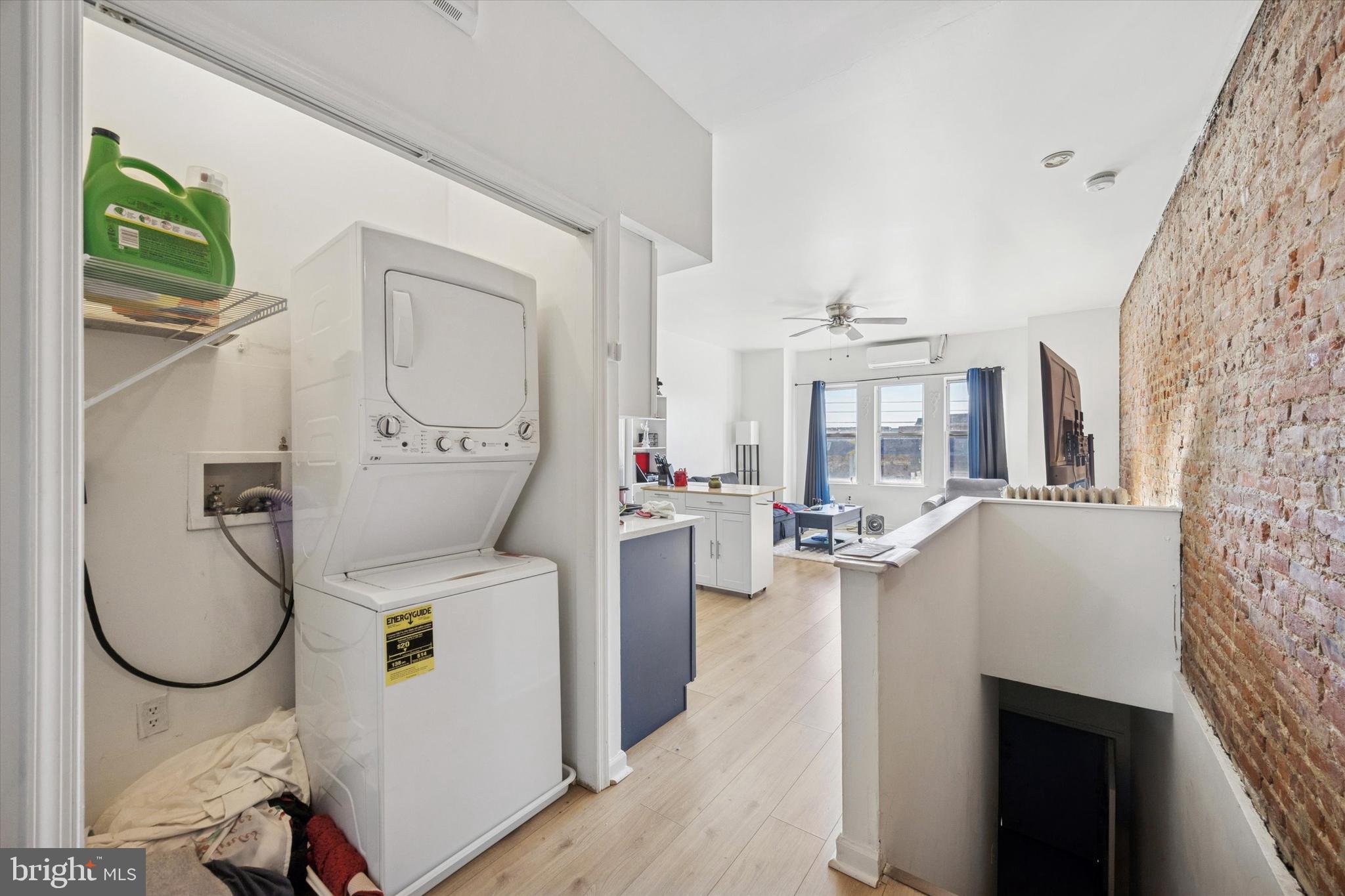 PORT RICHMOND - Residential Income