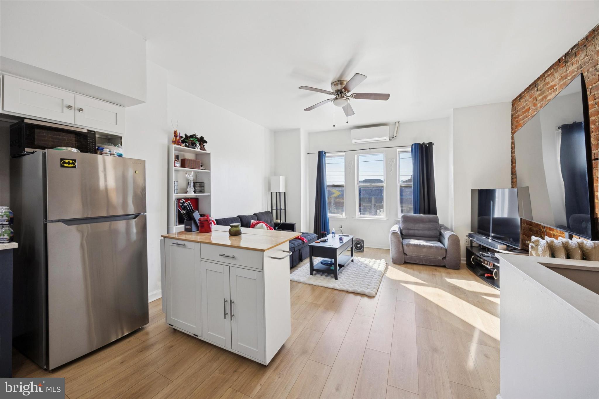 PORT RICHMOND - Residential Income