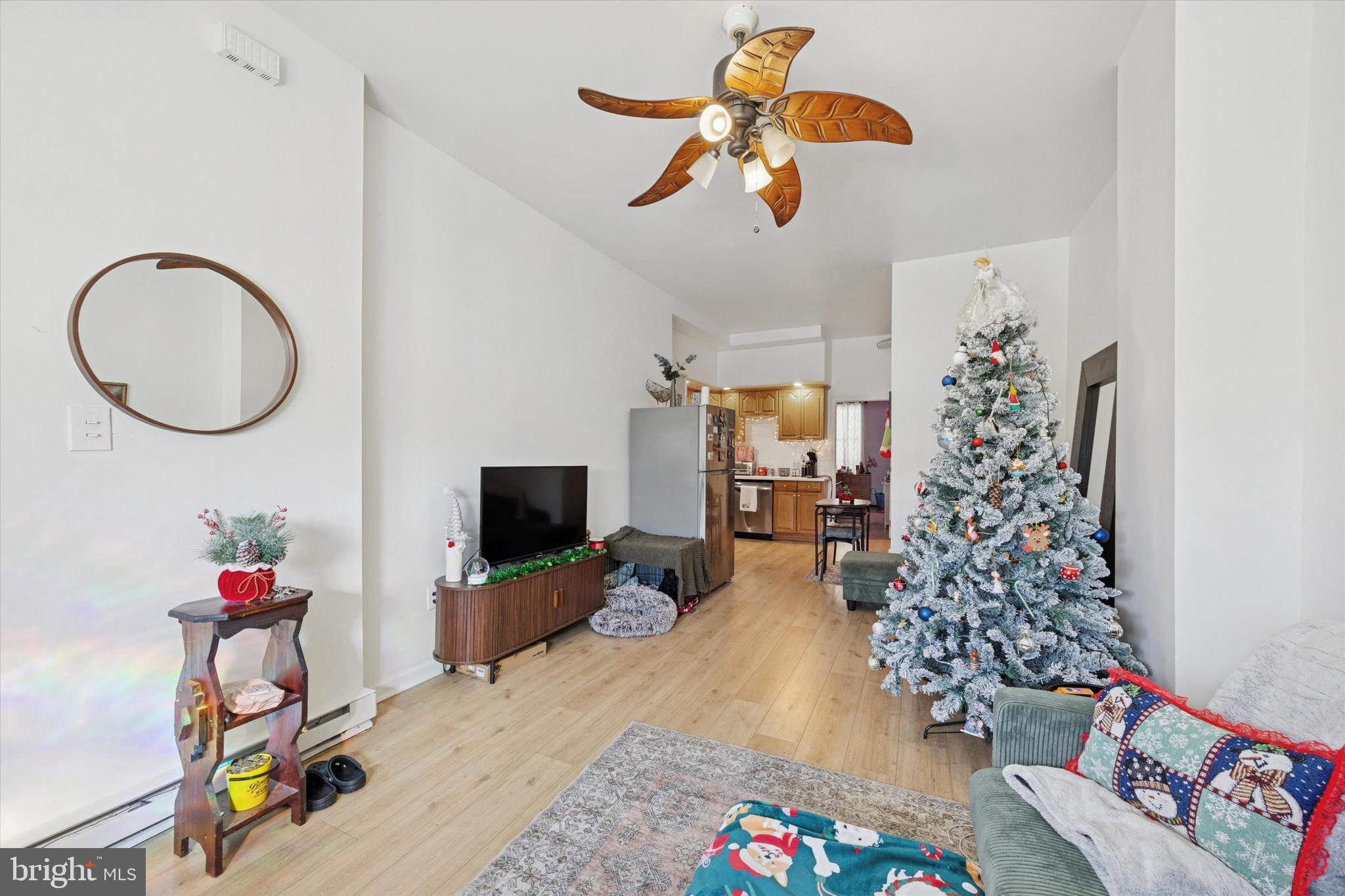 PORT RICHMOND - Residential Income