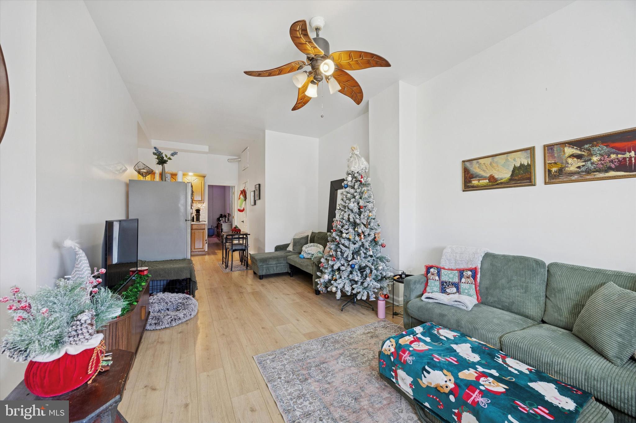 PORT RICHMOND - Residential Income