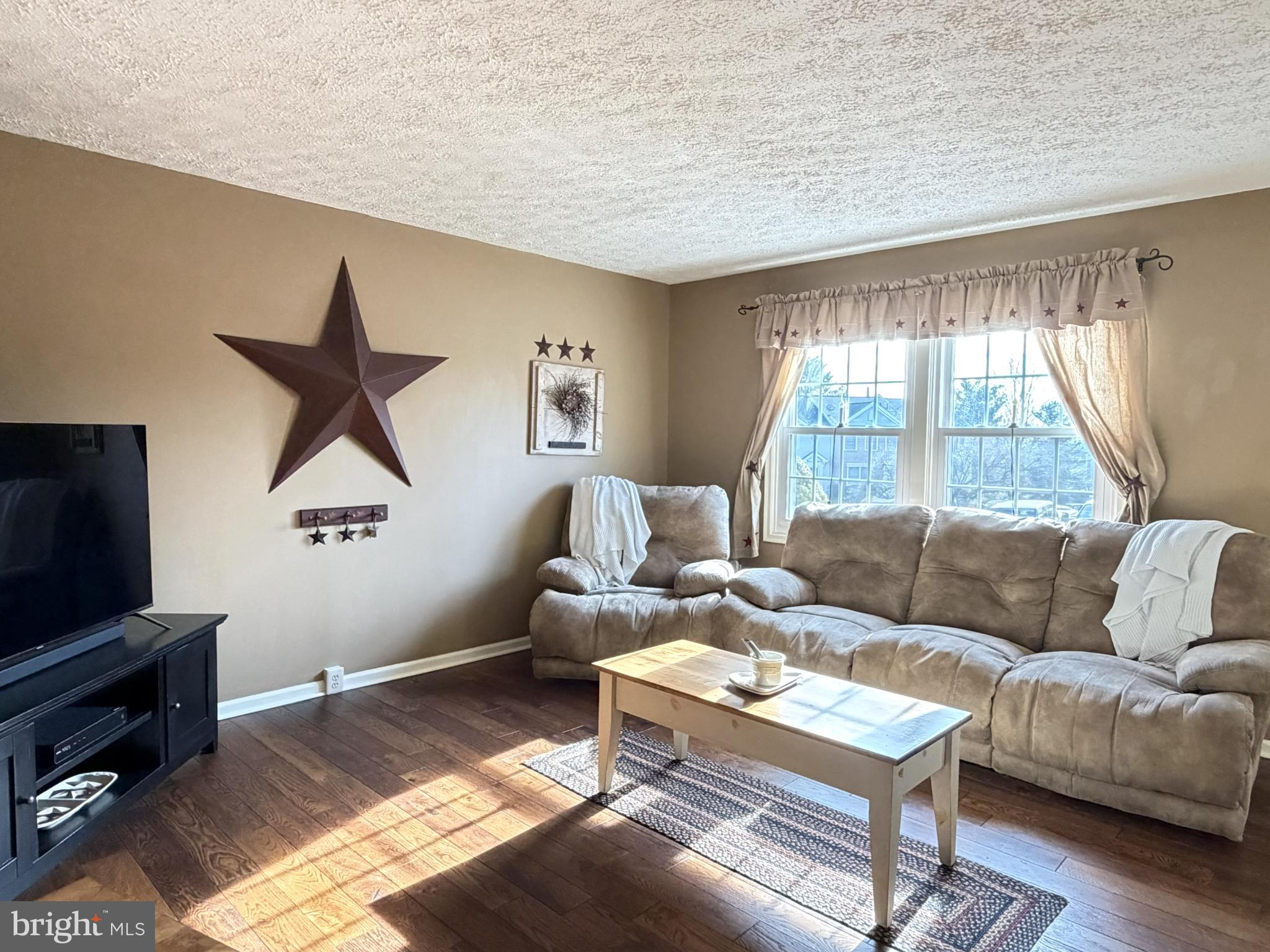 BALLENGER CREEK MEADOWS - Residential