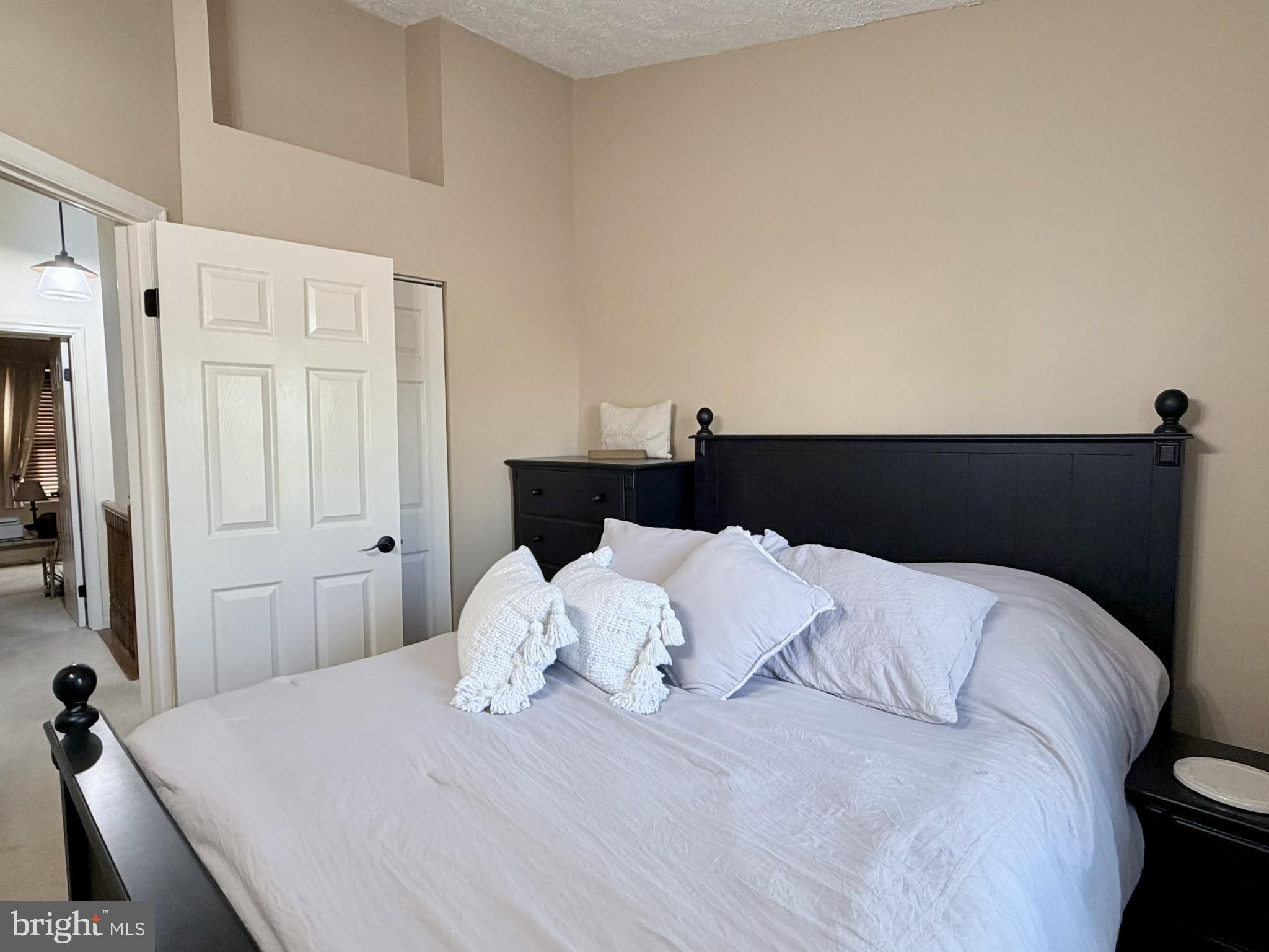 BALLENGER CREEK MEADOWS - Residential