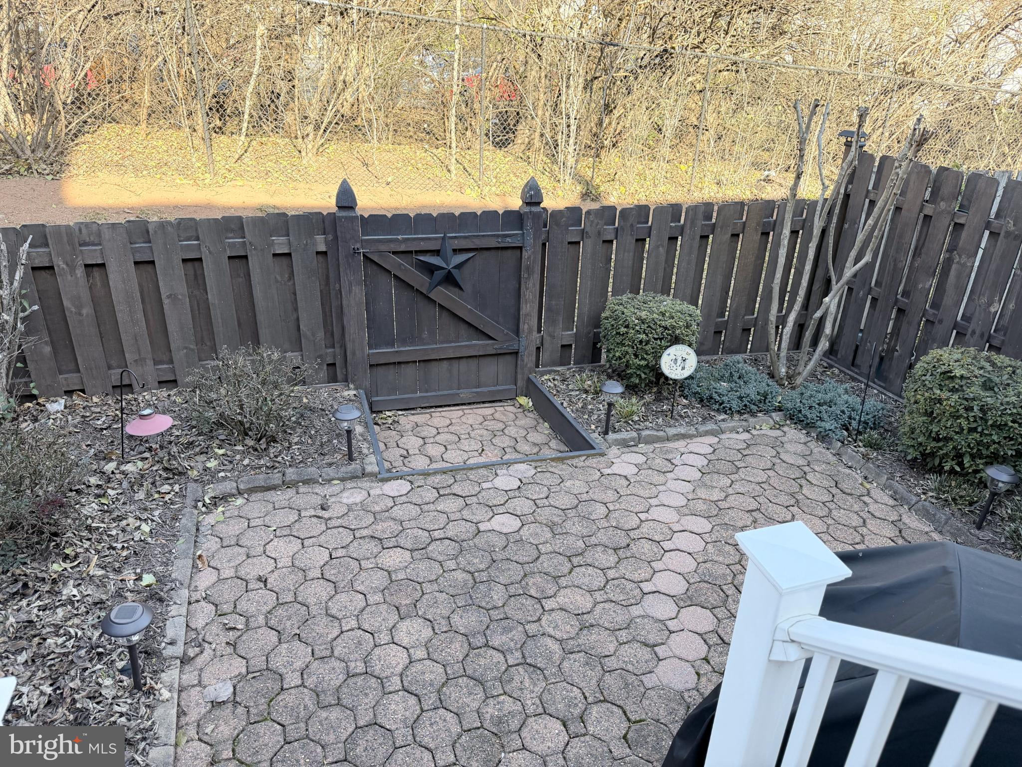 BALLENGER CREEK MEADOWS - Residential