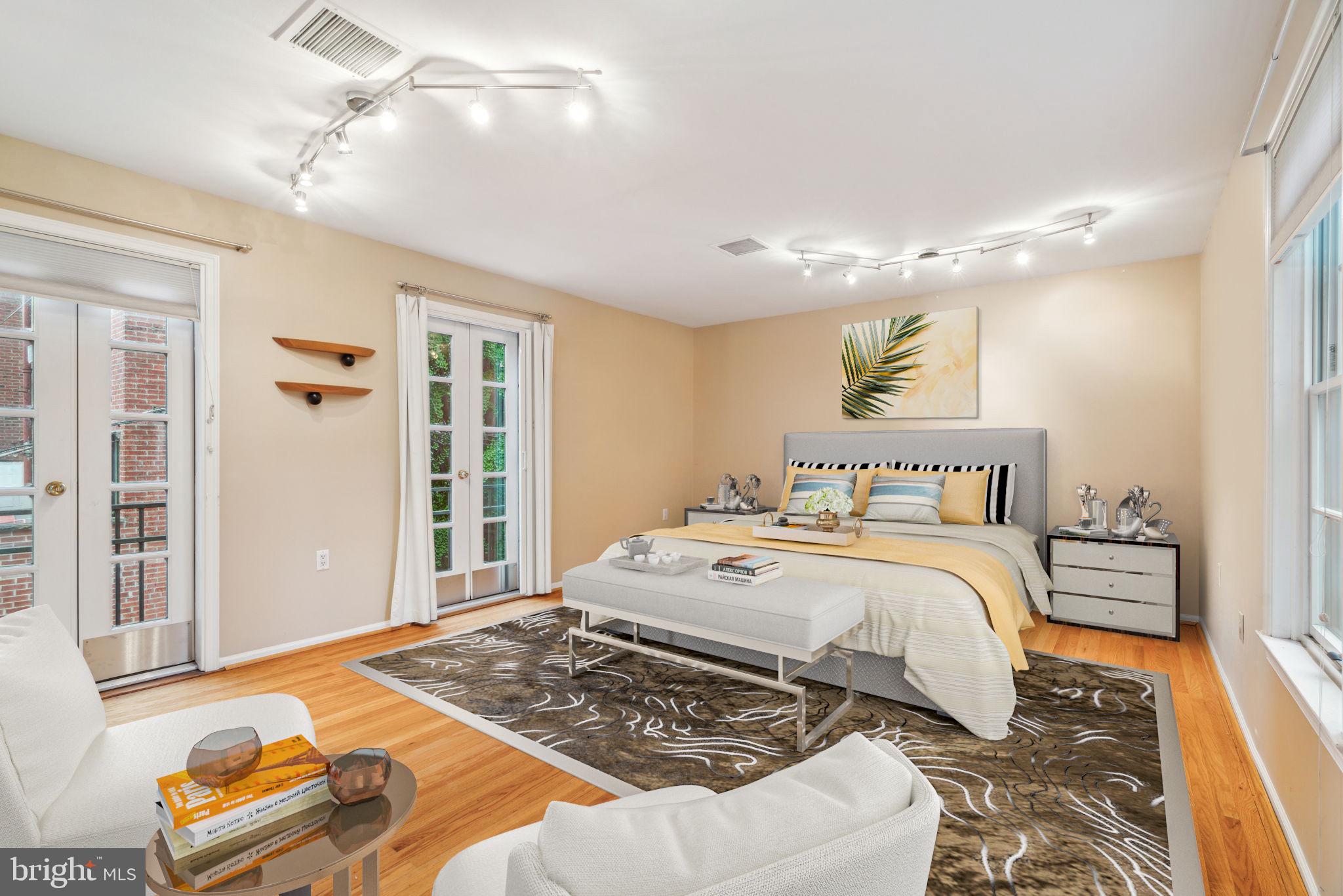 WASHINGTON SQ WEST - Residential