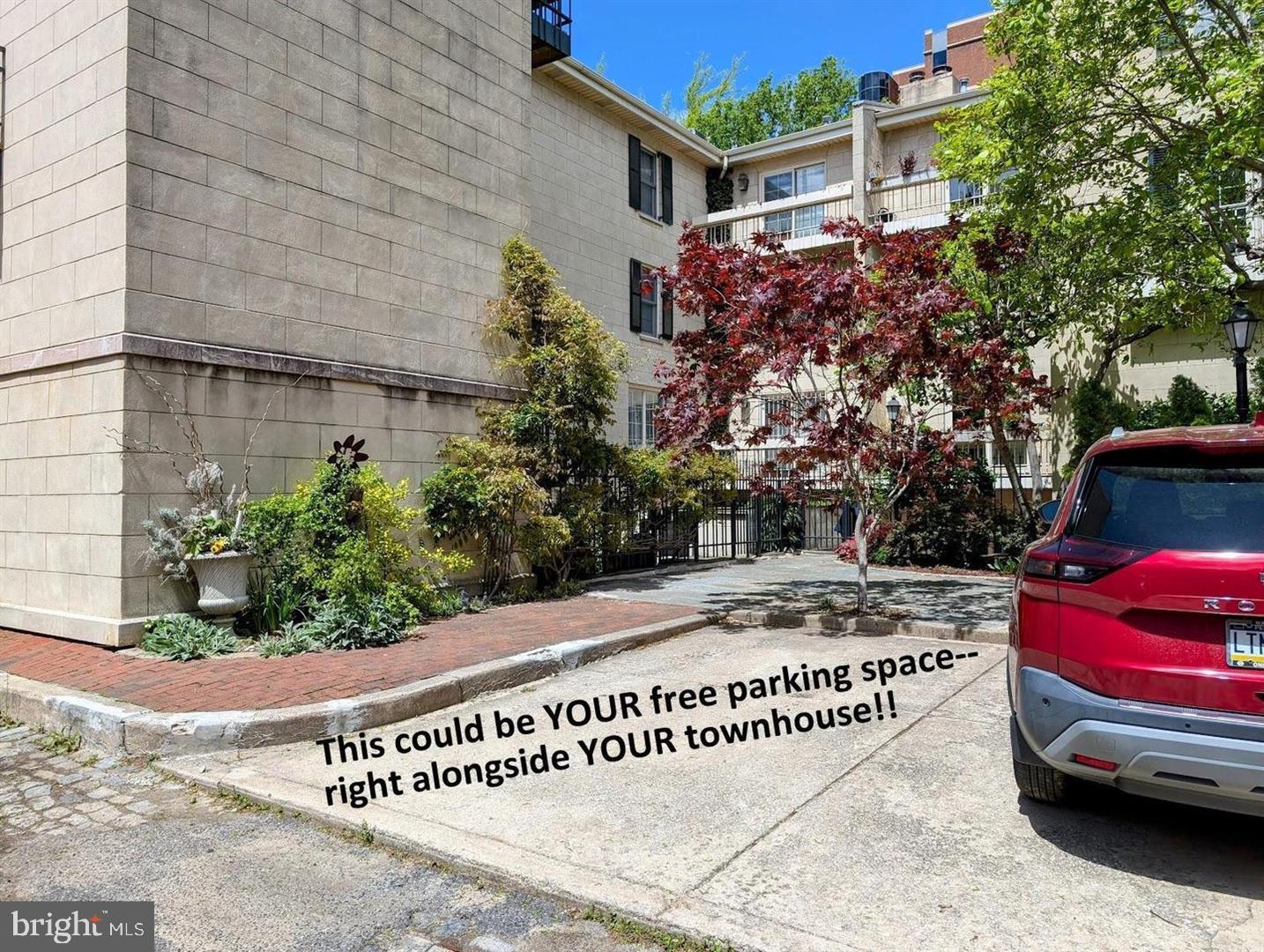 WASHINGTON SQ WEST - Residential