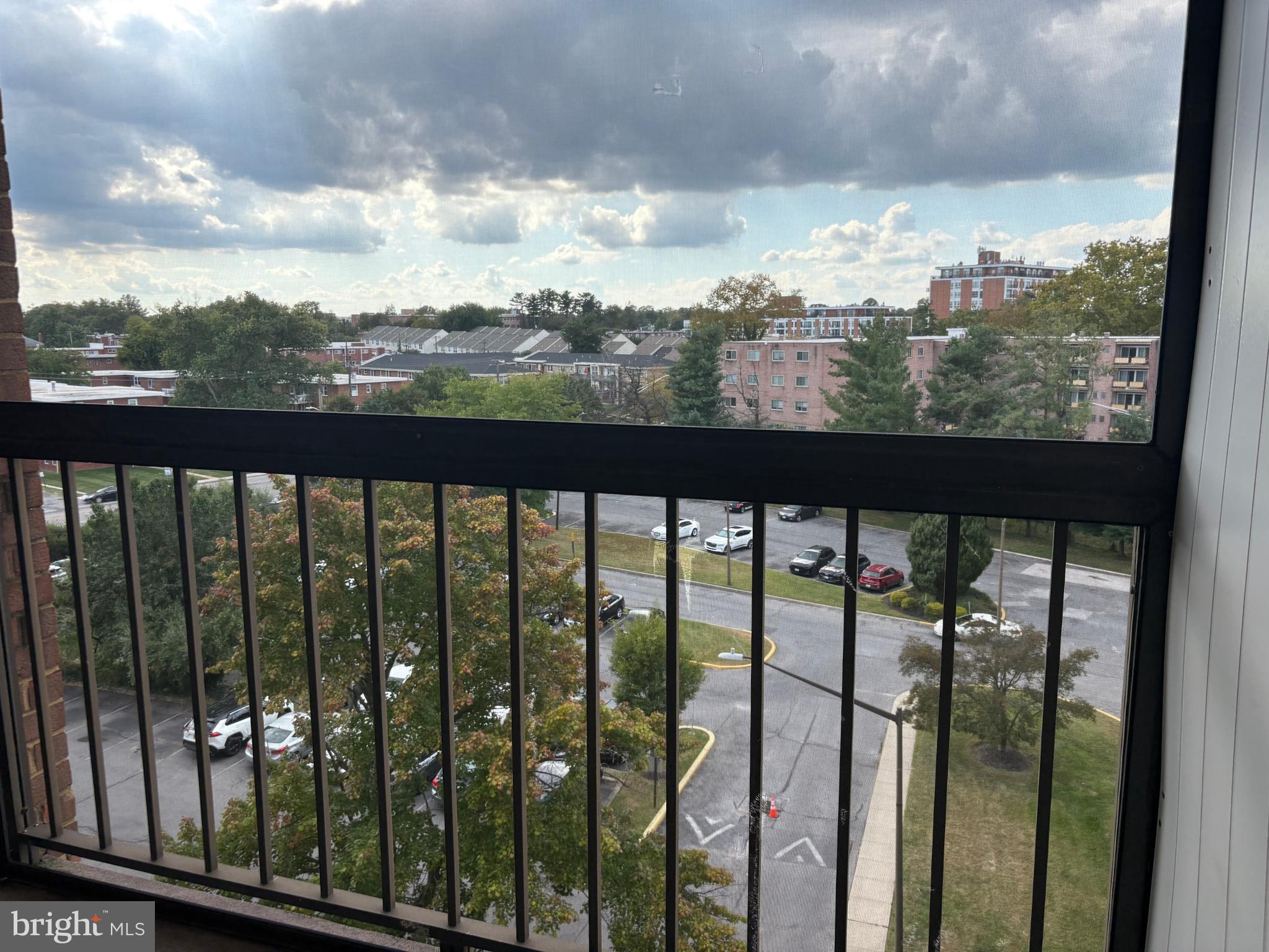 THE ELMONT - Residential Lease