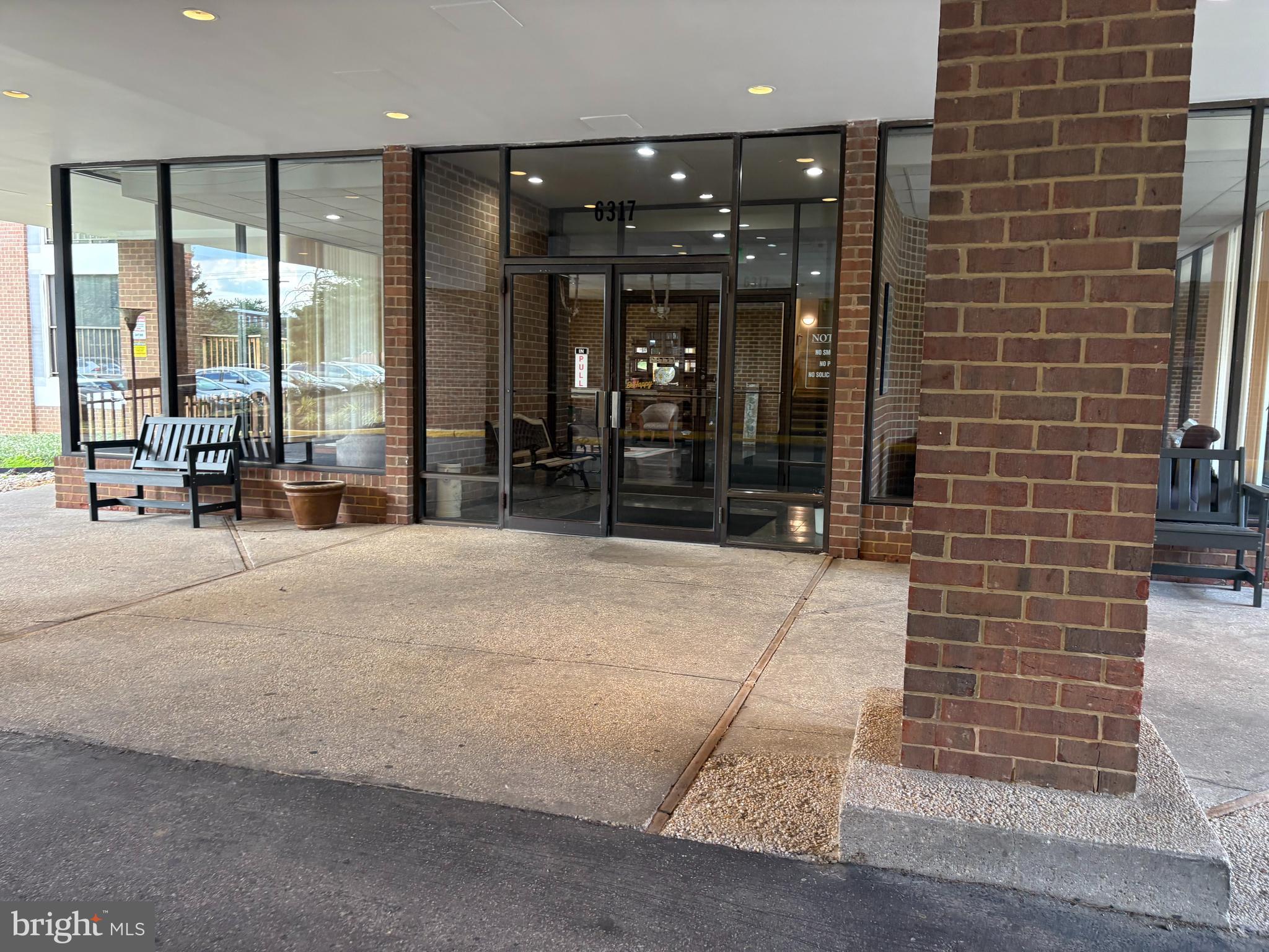 THE ELMONT - Residential Lease