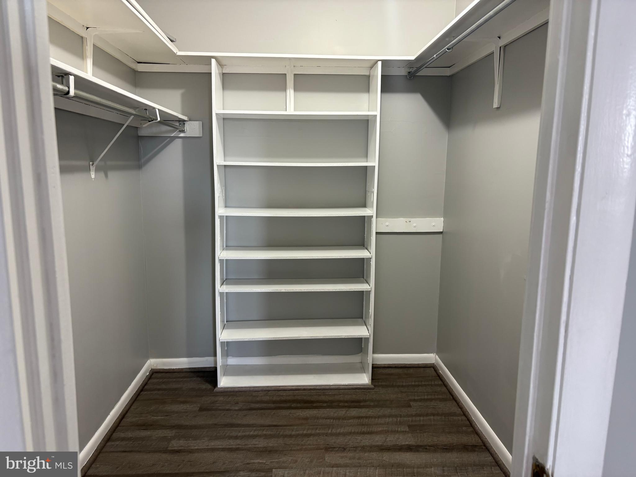 THE ELMONT - Residential Lease