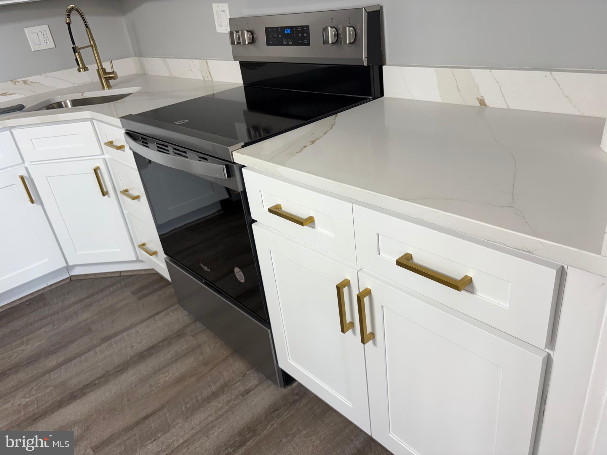THE ELMONT - Residential Lease
