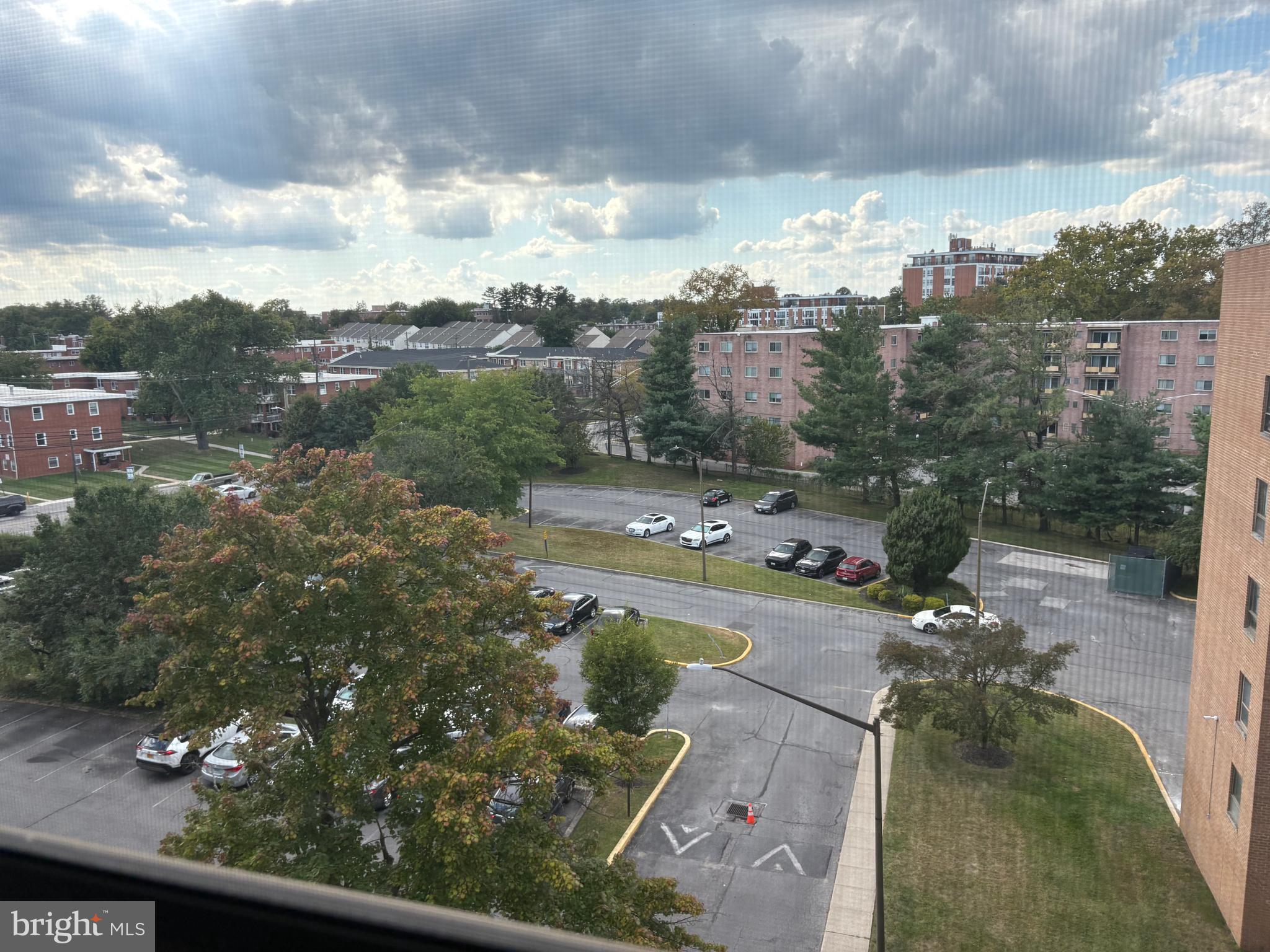 THE ELMONT - Residential Lease