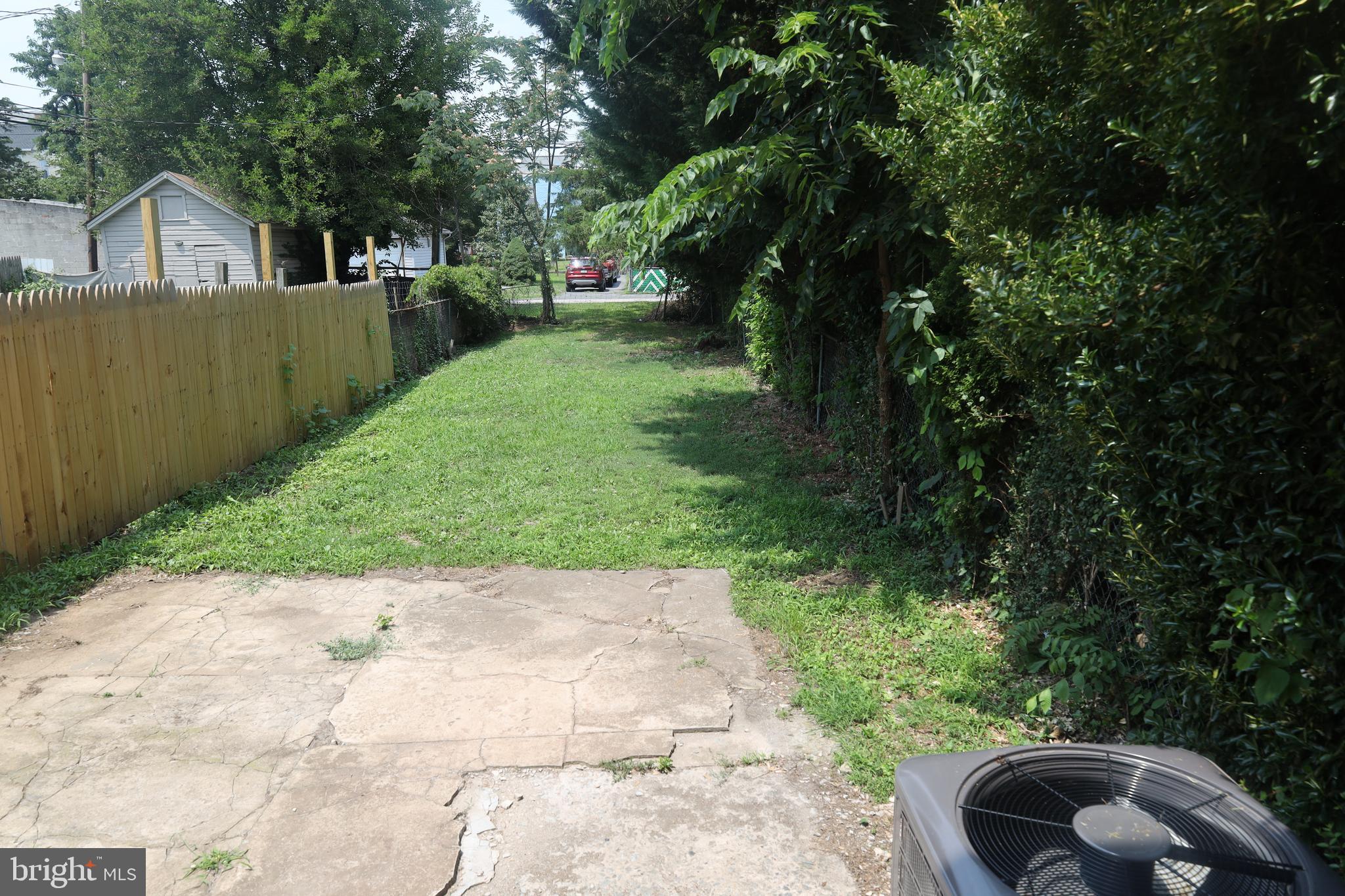 321 MITCHELL AVENUE