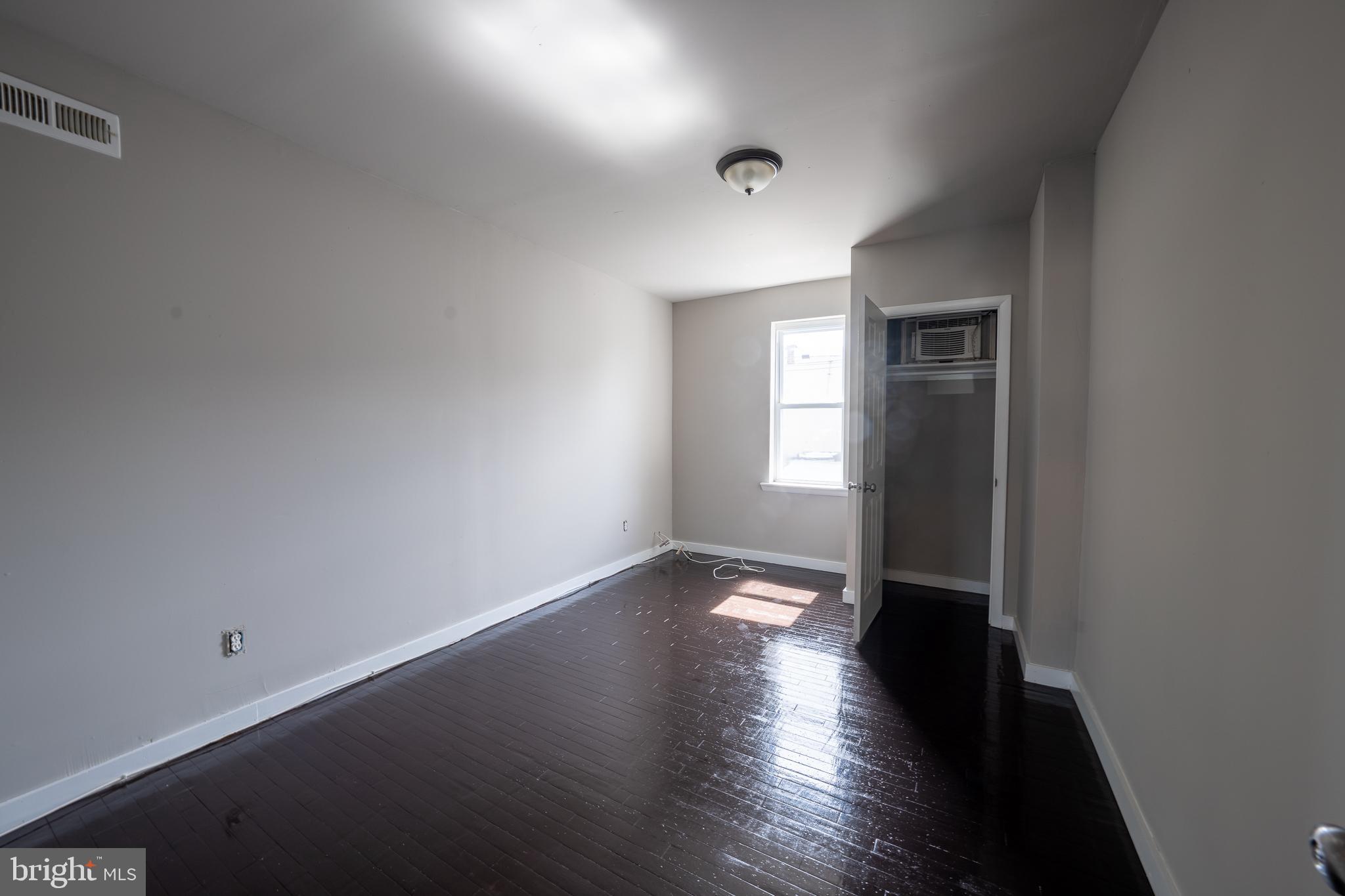 PHILADELPHIA - Residential Lease