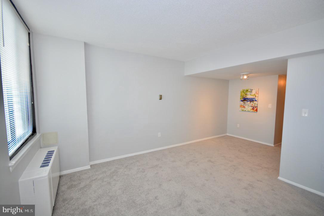 PORT ROYAL CONDOMINIUM - Residential Lease