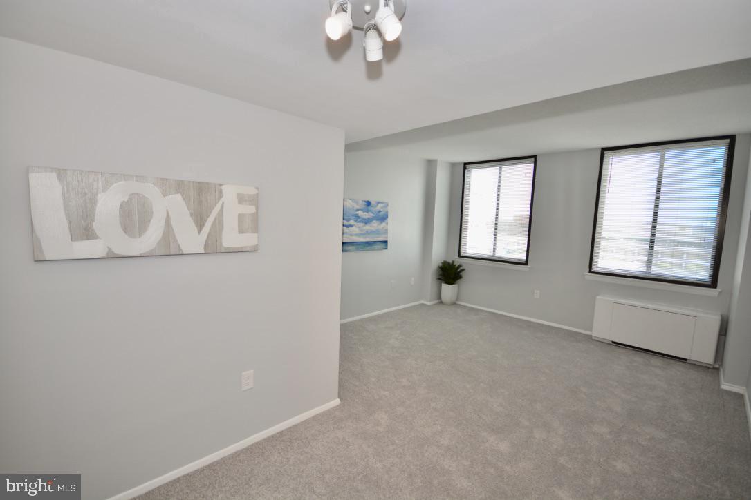 PORT ROYAL CONDOMINIUM - Residential Lease