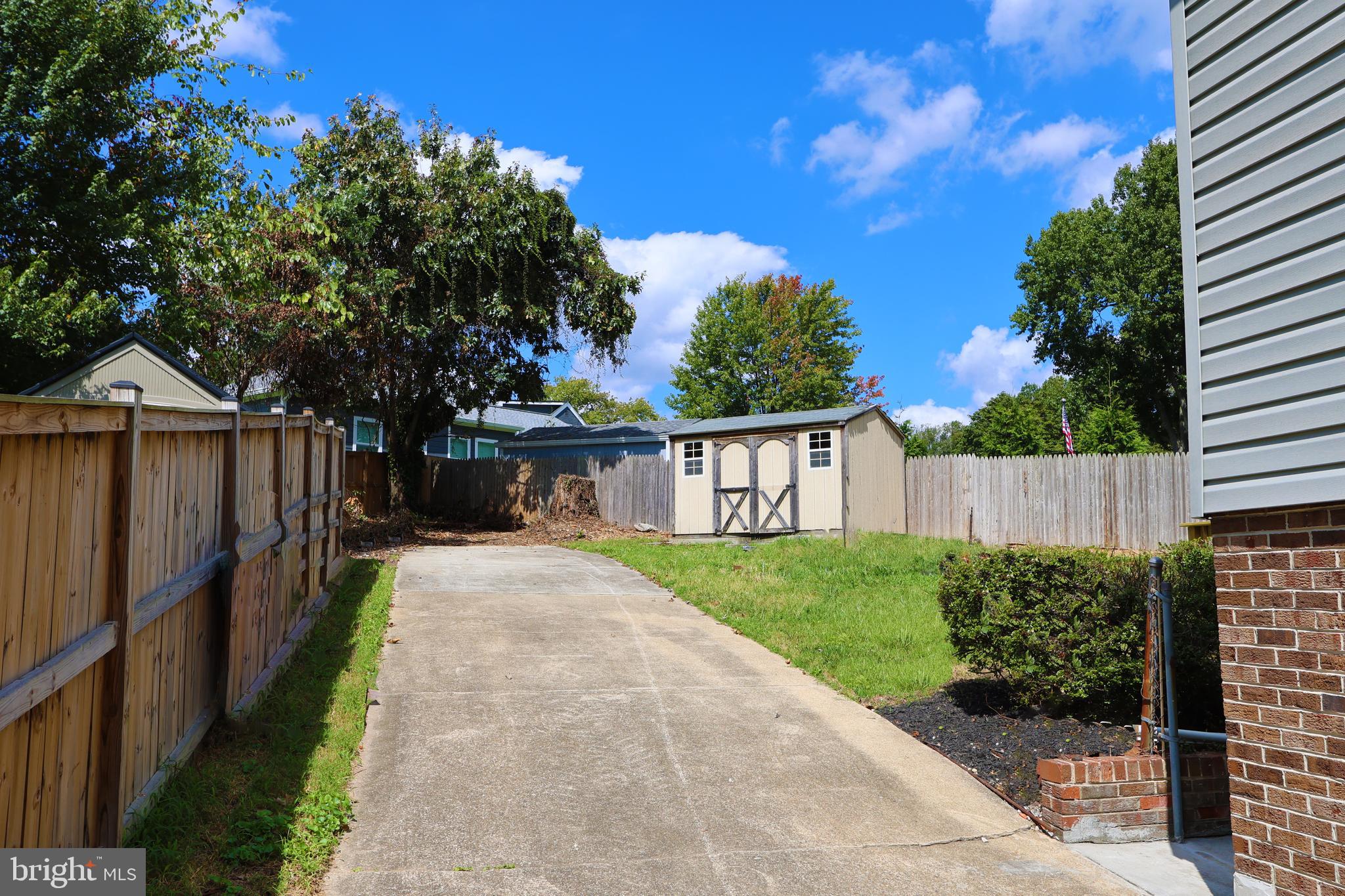 MEMORIAL HEIGHTS - Residential