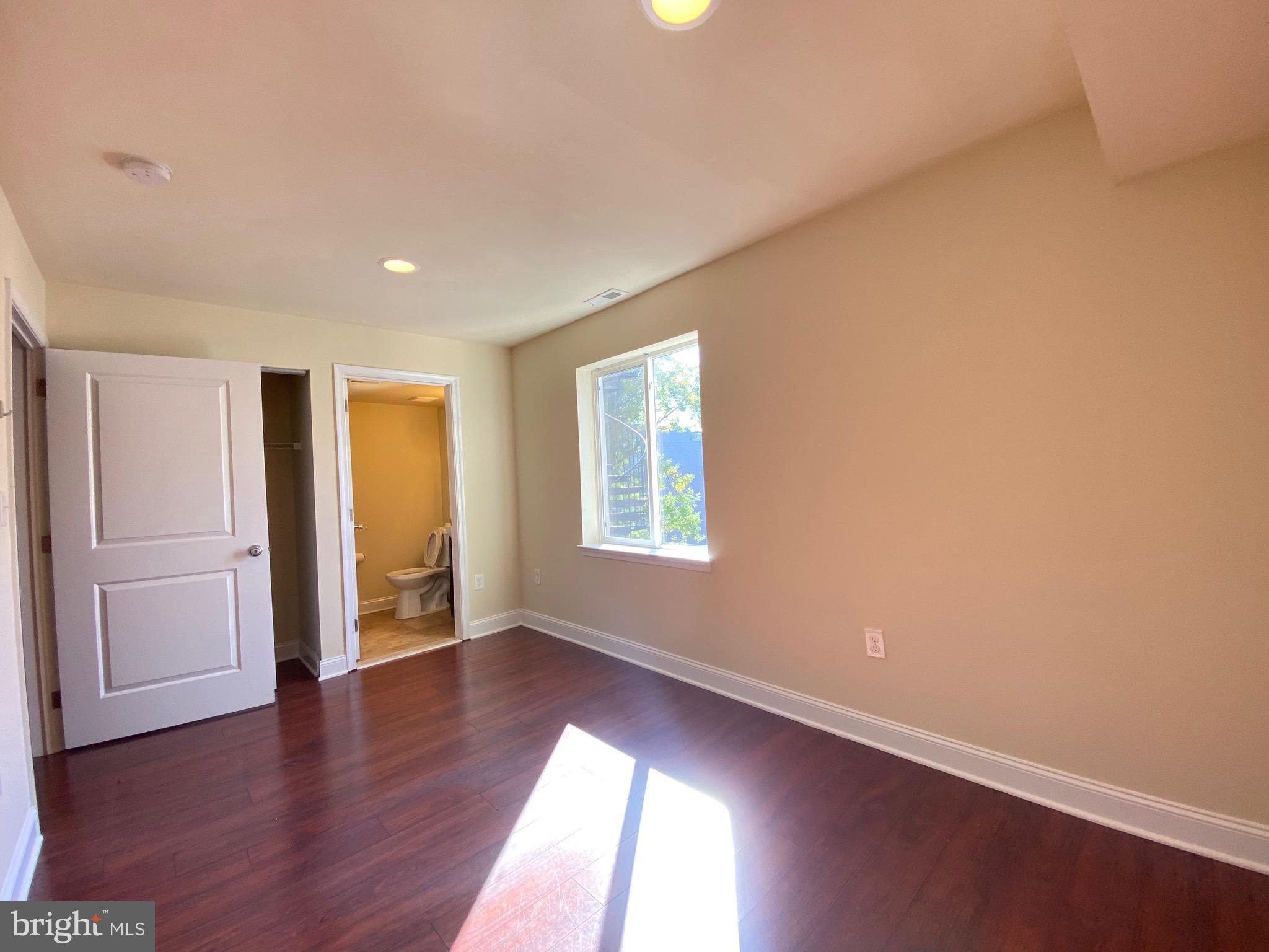 PHILADELPHIA (NORTHWEST) - Residential Lease