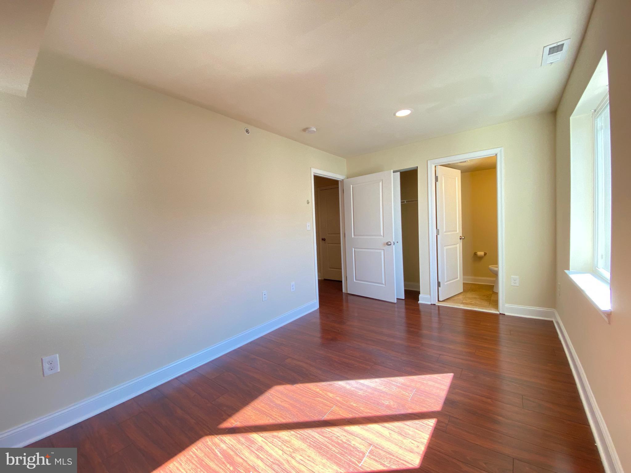 PHILADELPHIA (NORTHWEST) - Residential Lease