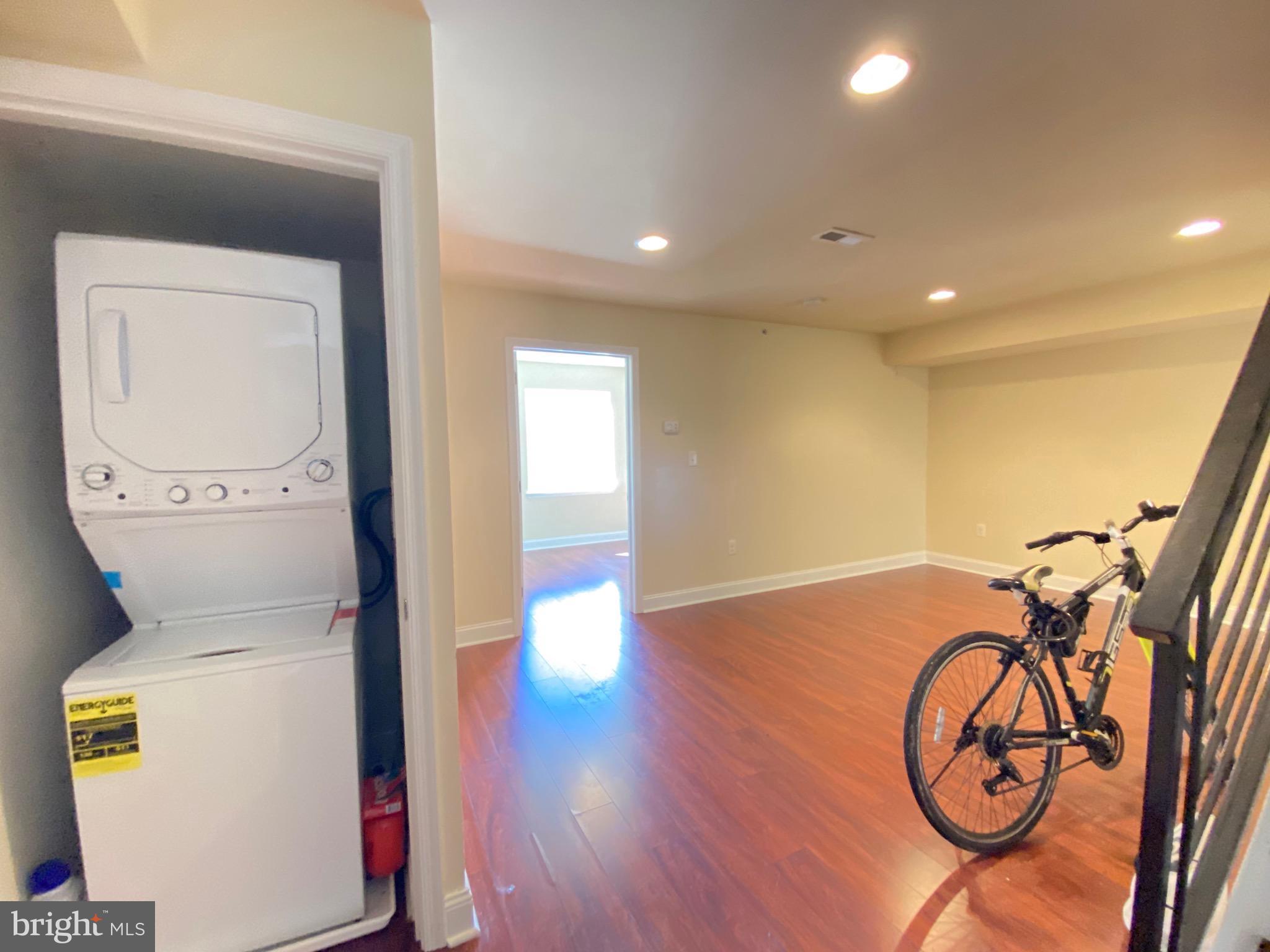 PHILADELPHIA (NORTHWEST) - Residential Lease