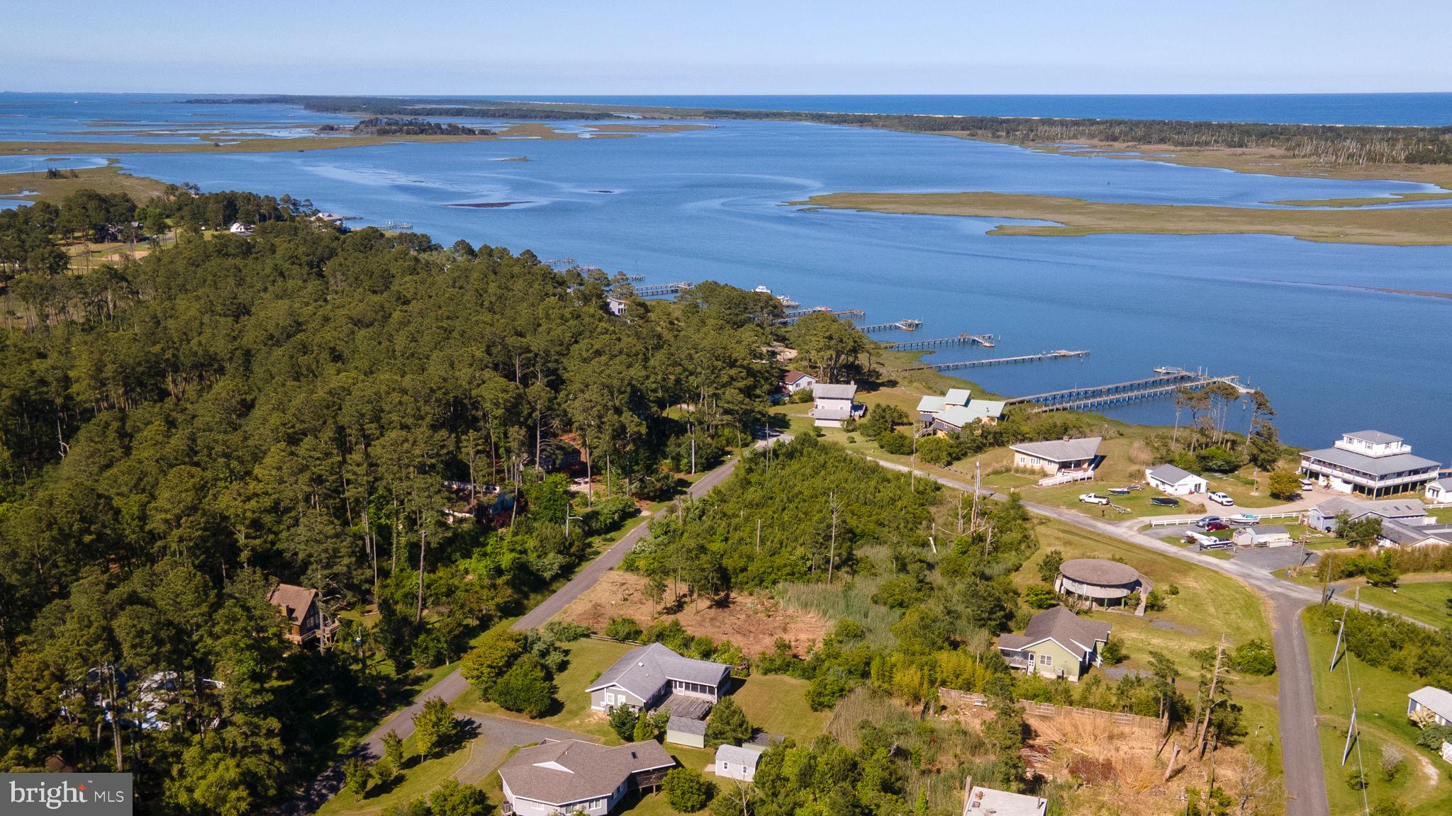 CHINCOTEAGUE - Land
