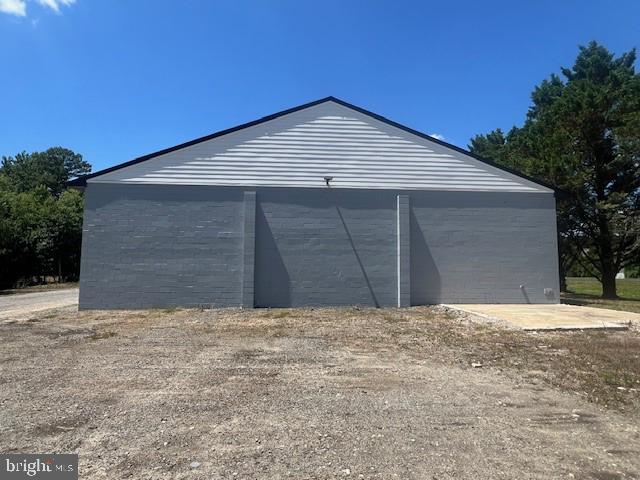 225 MOONGLOW ROAD