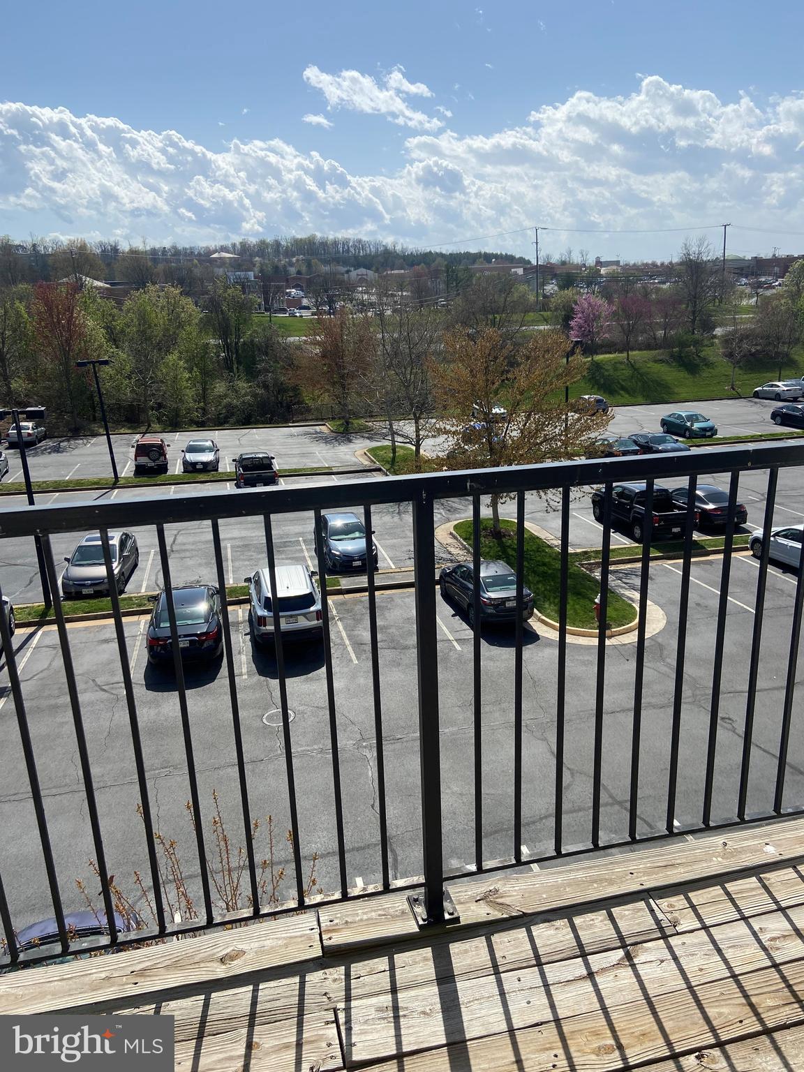 COMMONS ON POTOMAC SQUARE - Residential Lease