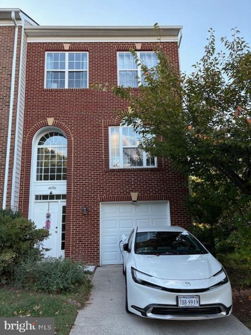 Photo of 46586 Chase View Terrace, STERLING, VA 20164 (MLS # VALO2108712)